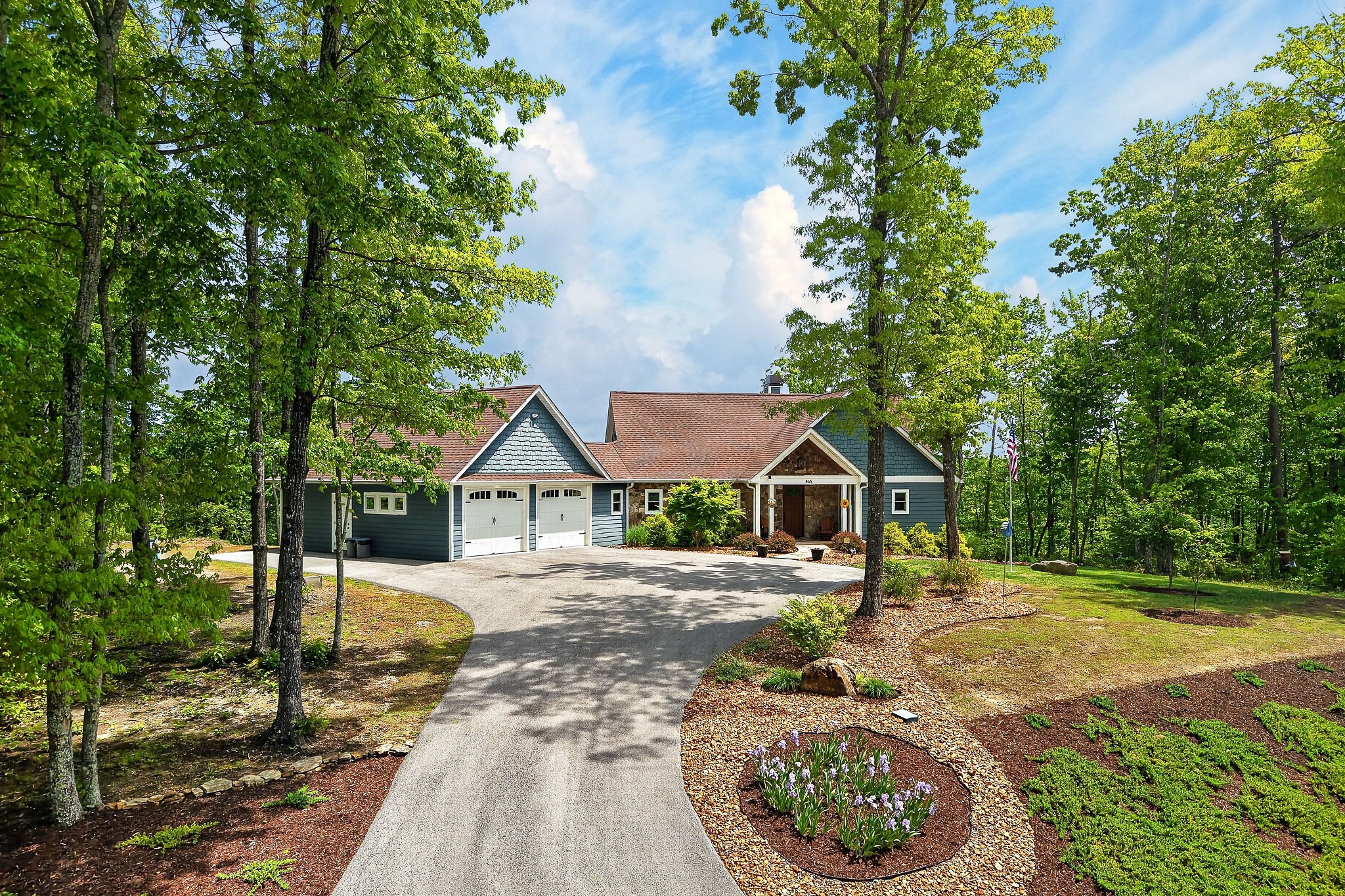 865 Eastridge Pass Property Photo 48