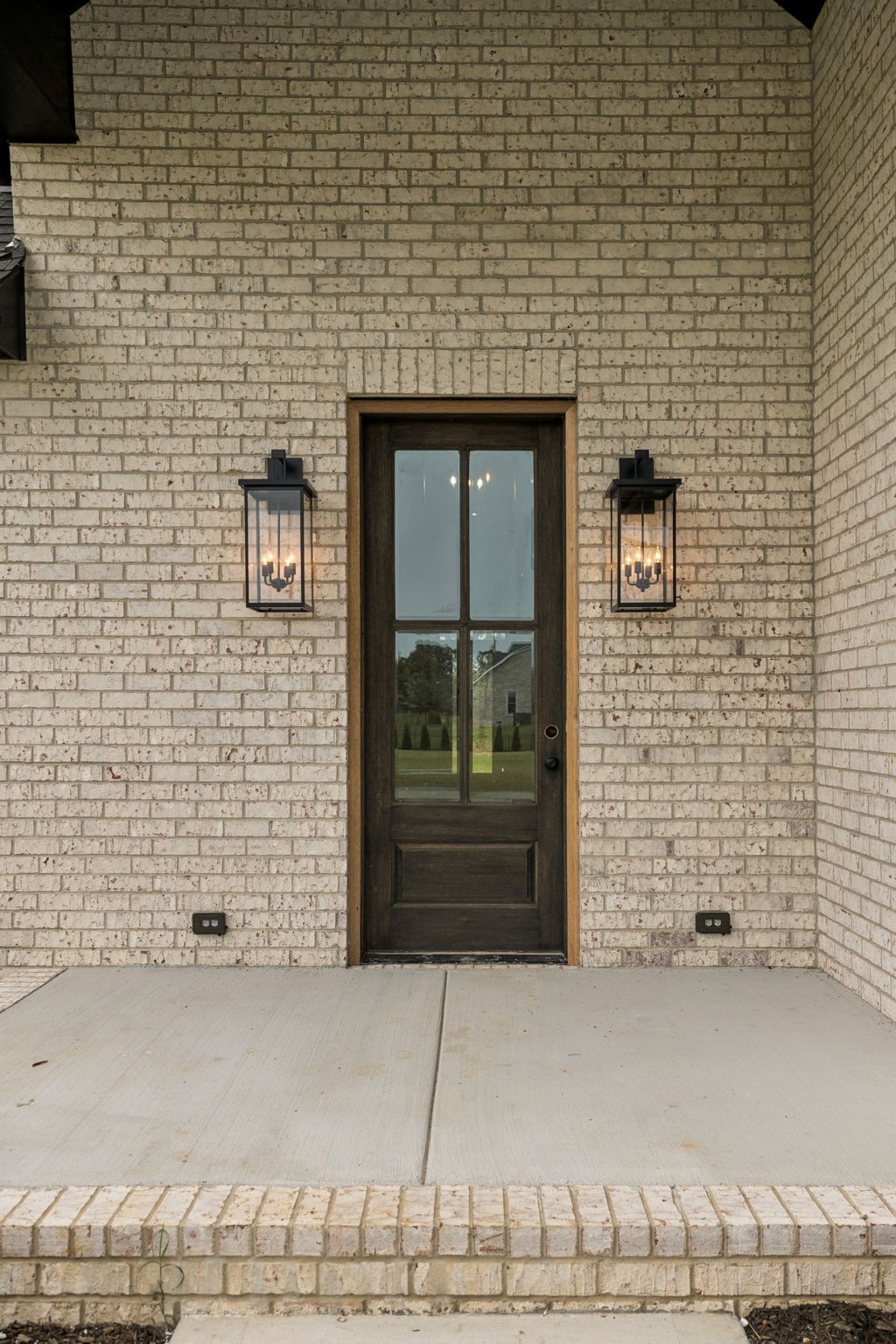 375 Chestnut Oak Avenue Property Photo 3