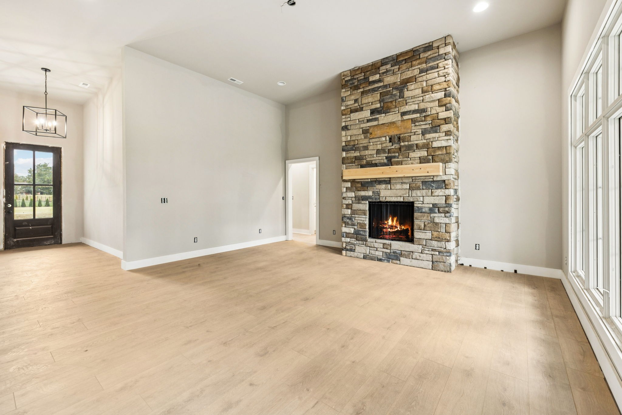 375 Chestnut Oak Avenue Property Photo 9