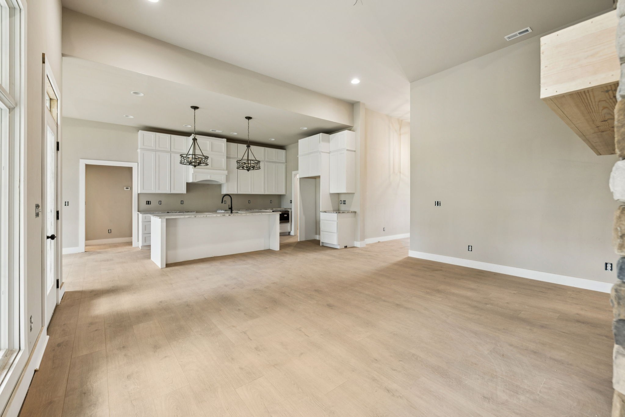 375 Chestnut Oak Avenue Property Photo 11