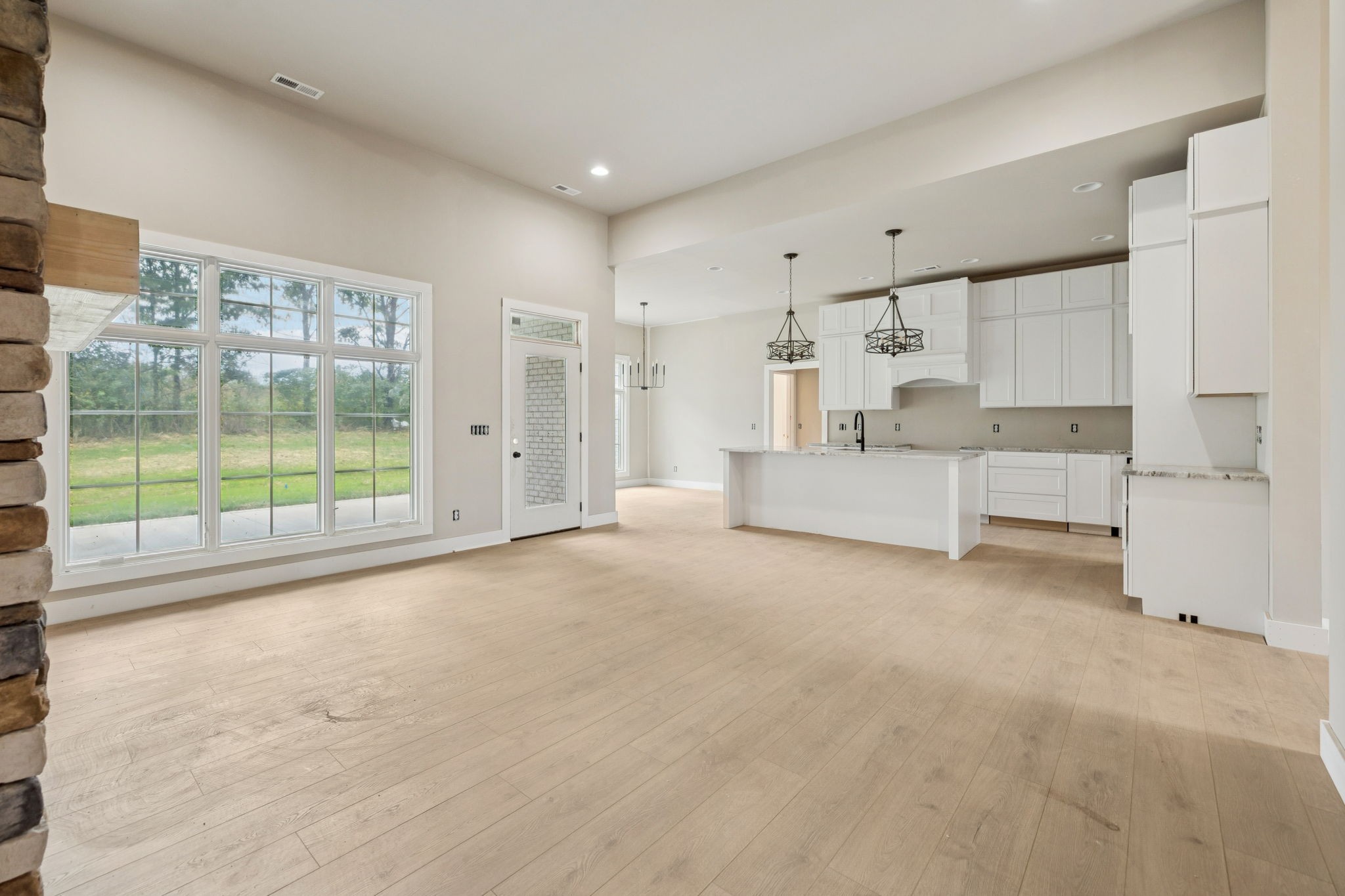 375 Chestnut Oak Avenue Property Photo 12