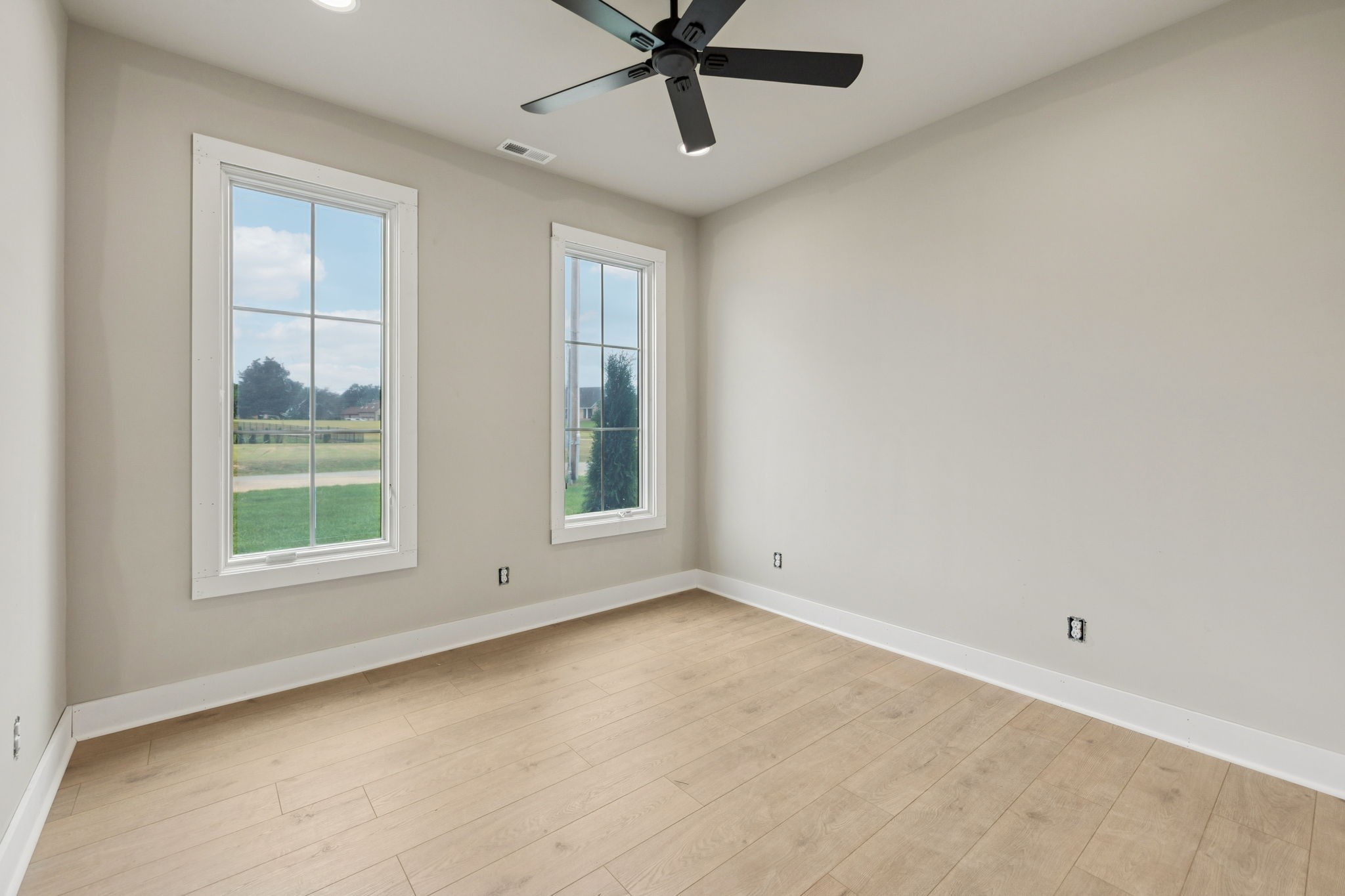 375 Chestnut Oak Avenue Property Photo 22