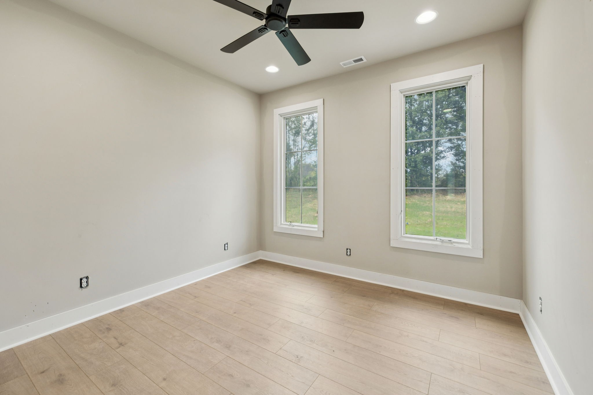 375 Chestnut Oak Avenue Property Photo 27