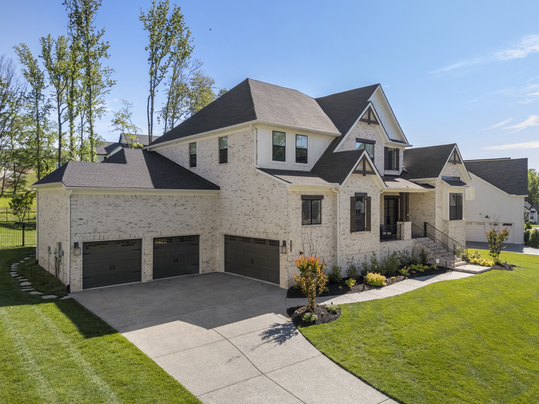 4712 Majestic Meadows Dr Property Photo 1
