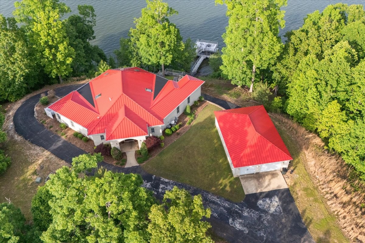 867 River Oaks Dr Property Photo 1