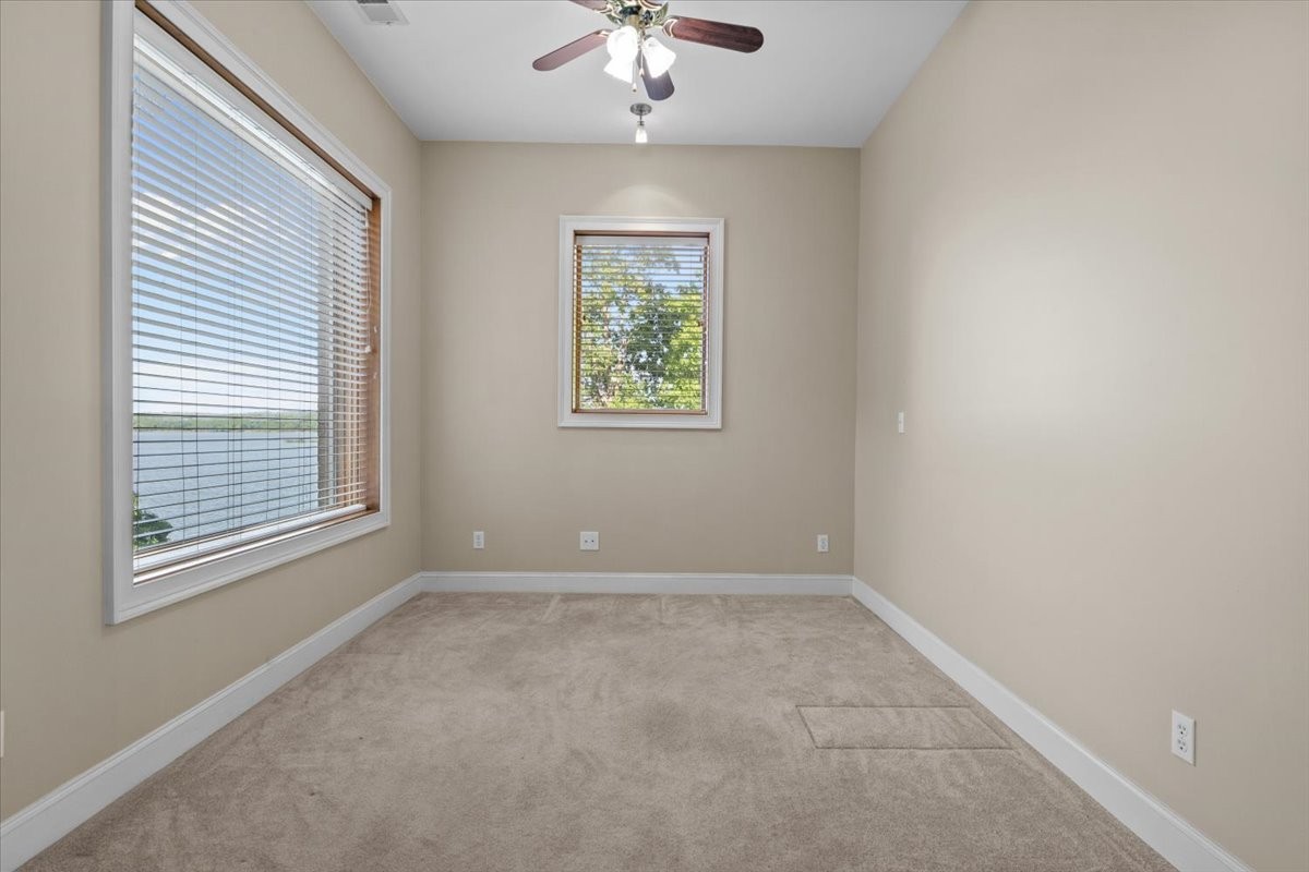 867 River Oaks Dr Property Photo 21
