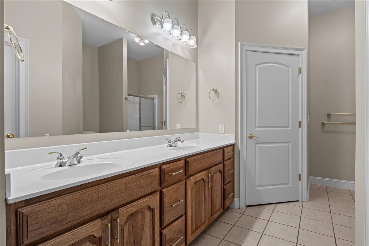 867 River Oaks Dr Property Photo 25