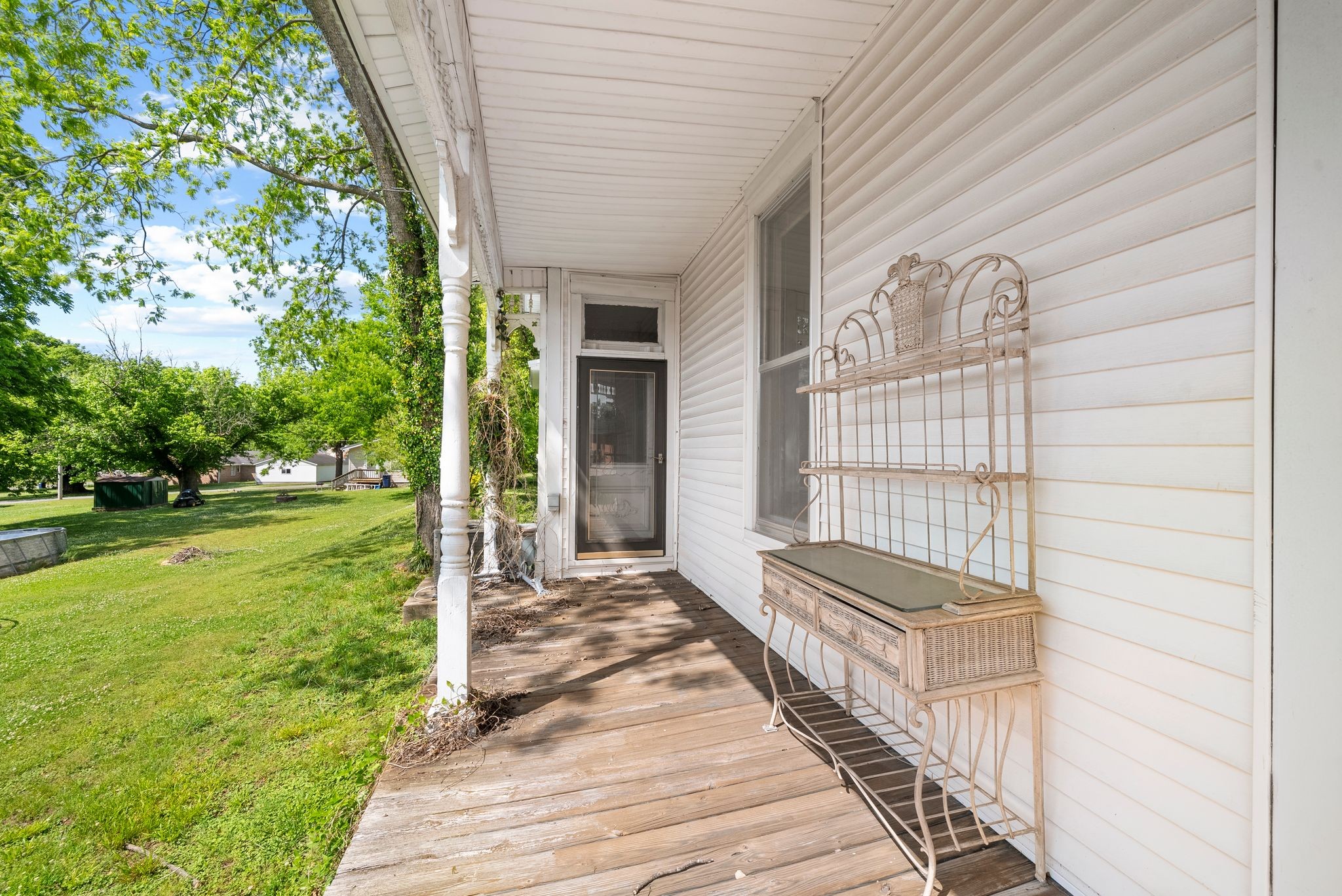 1851 Main St Property Photo 4