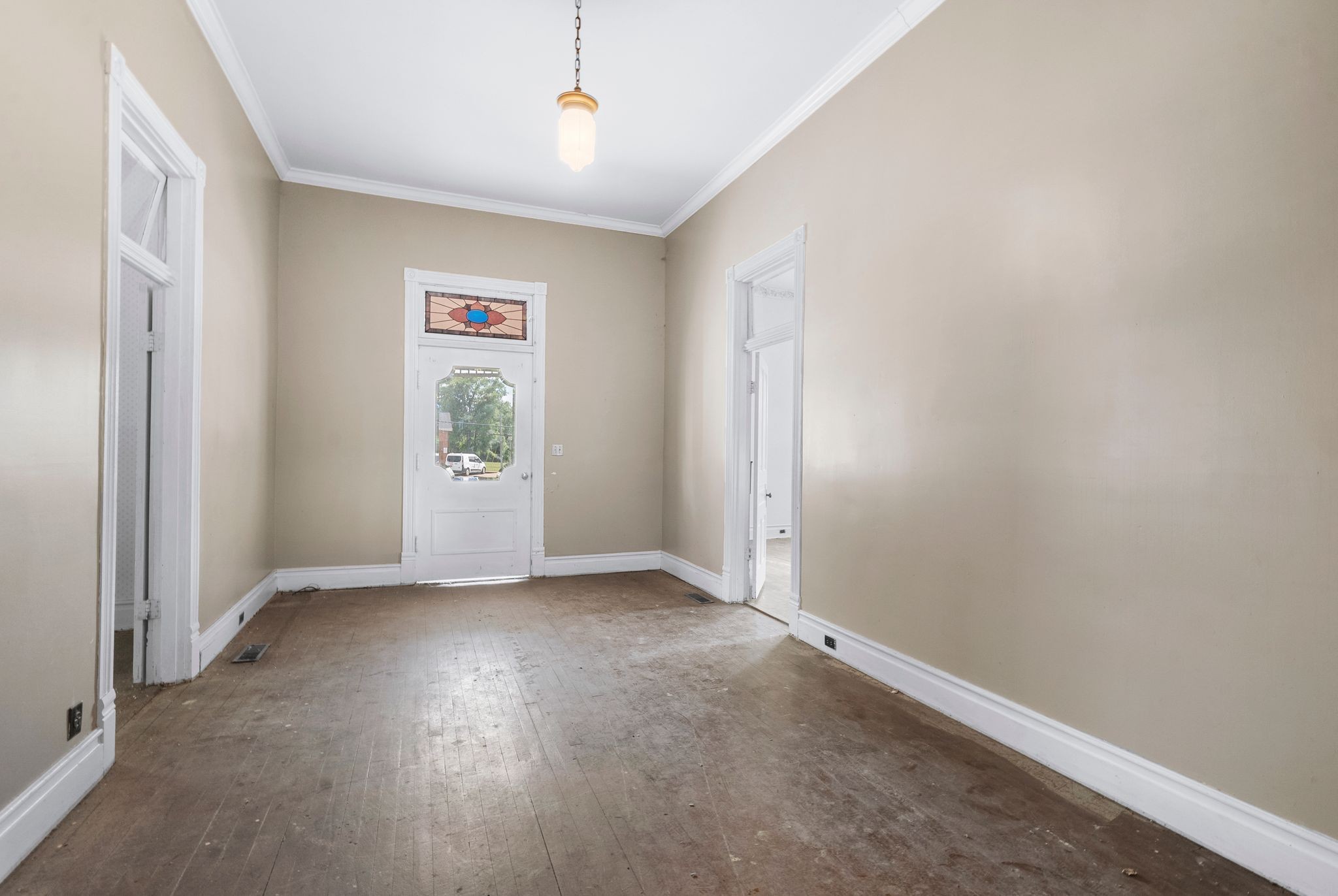 1851 Main St Property Photo 9