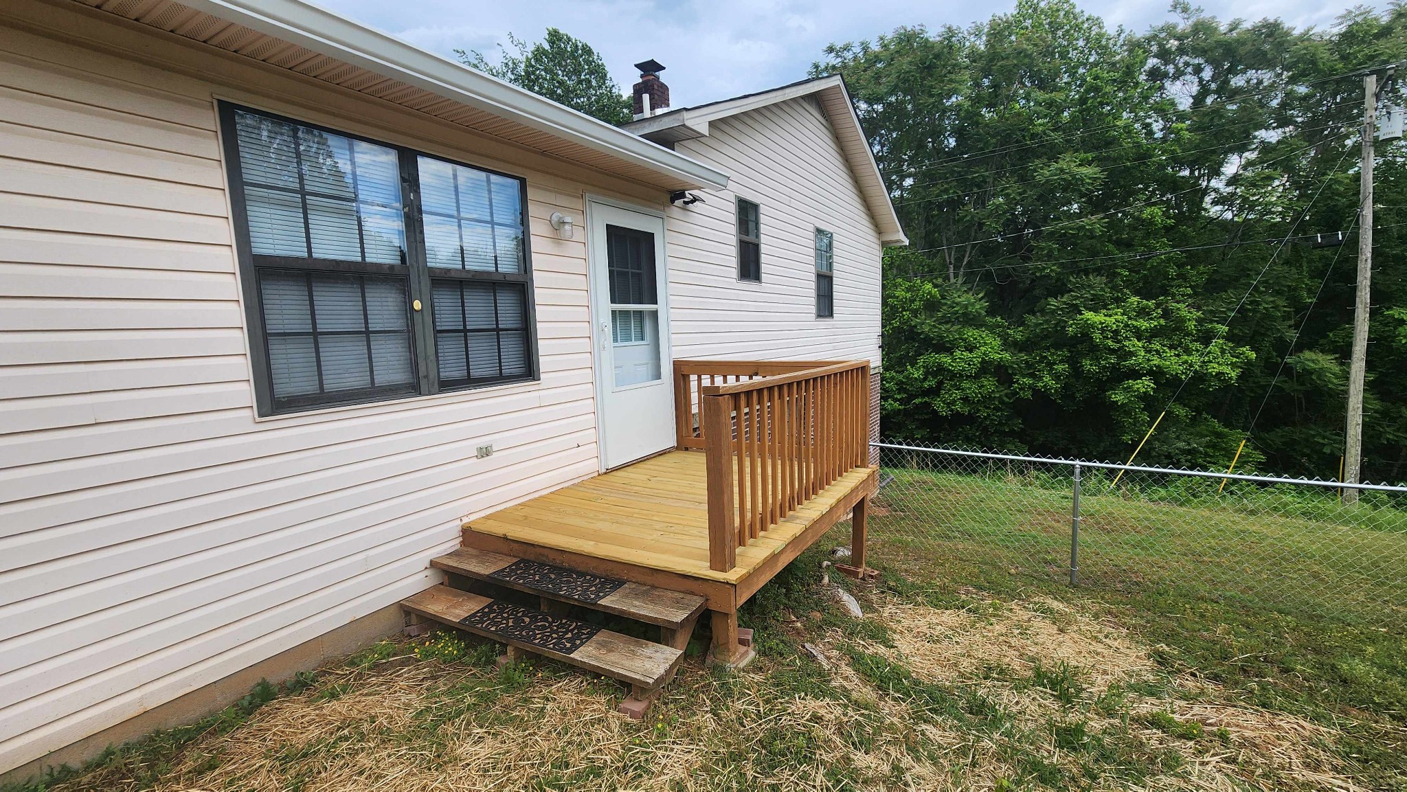 1825 Free Hill Rd Property Photo 2