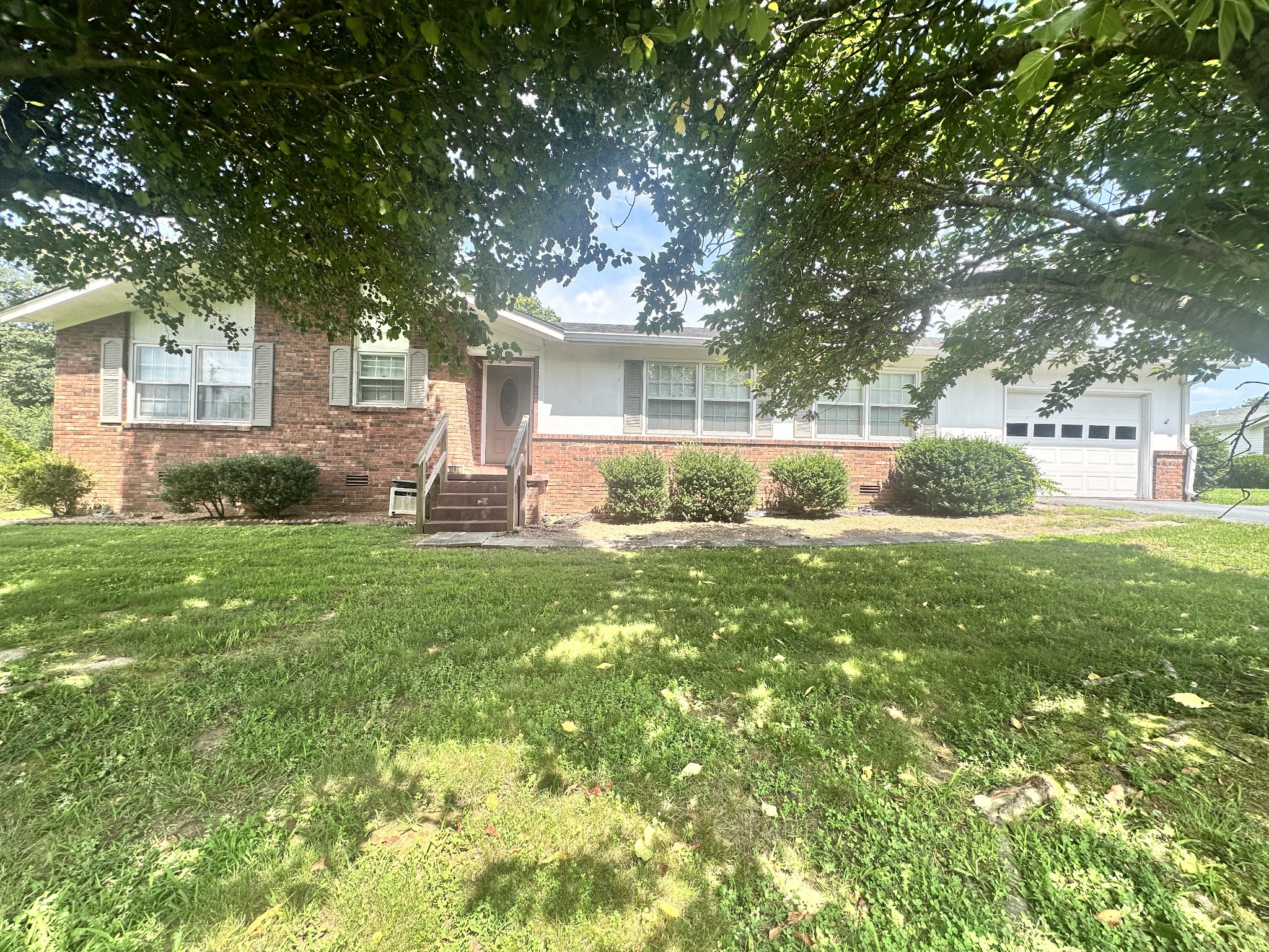 1580 Branch Drive Property Photo 1