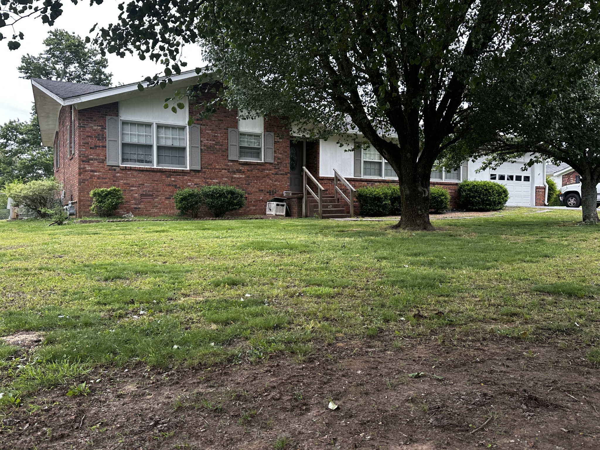 1580 Branch Drive Property Photo 2