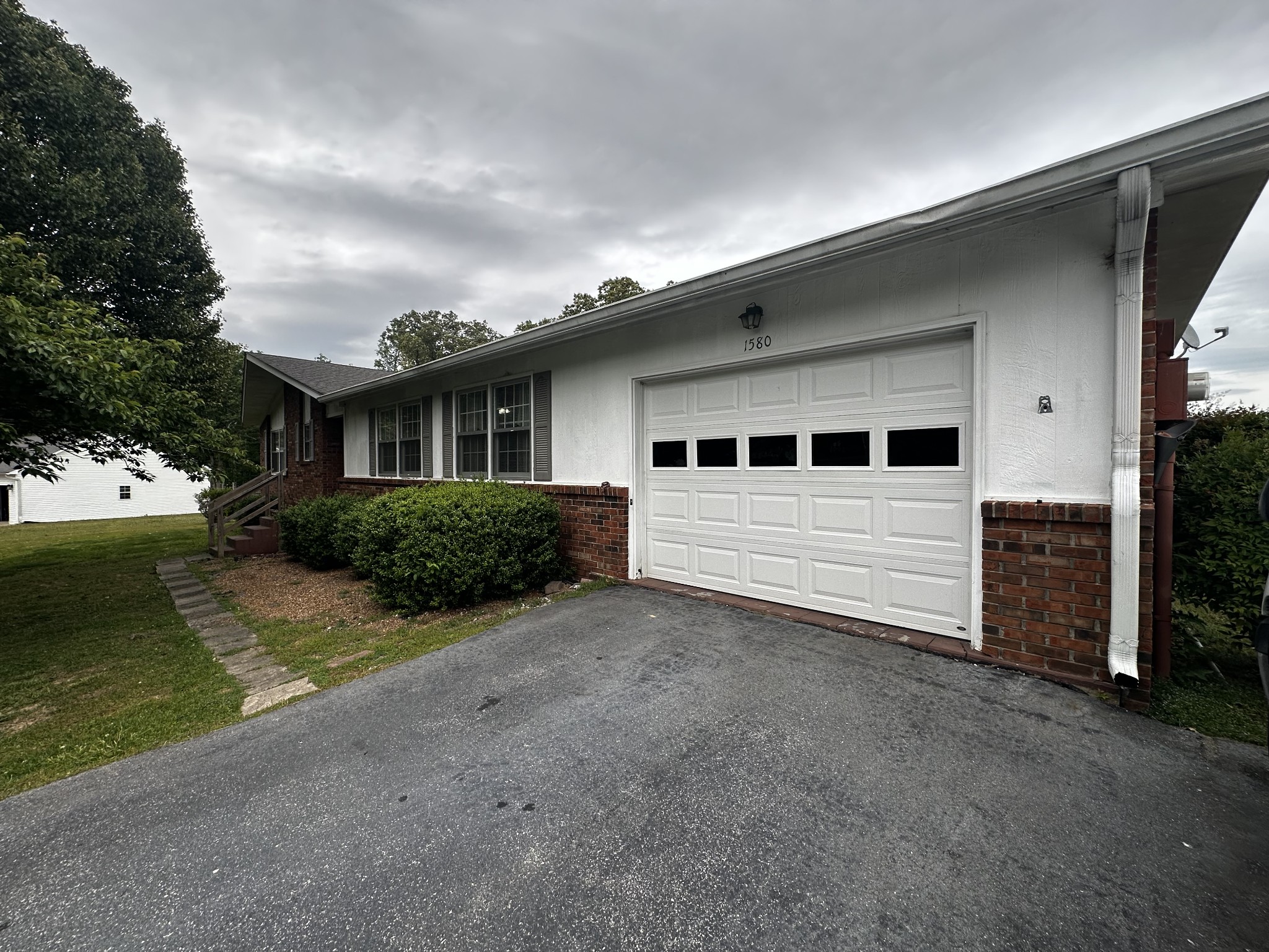 1580 Branch Drive Property Photo 8