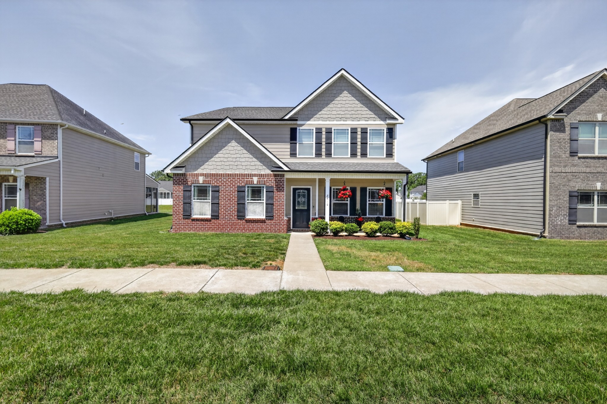 2816 Cason Ln Property Photo 1
