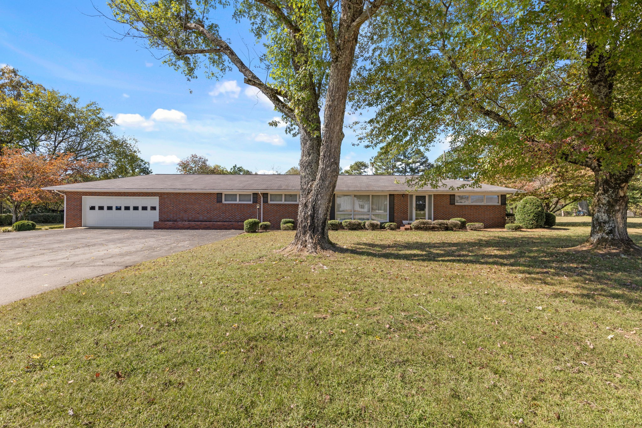2763 Highway 43, N Property Photo 1
