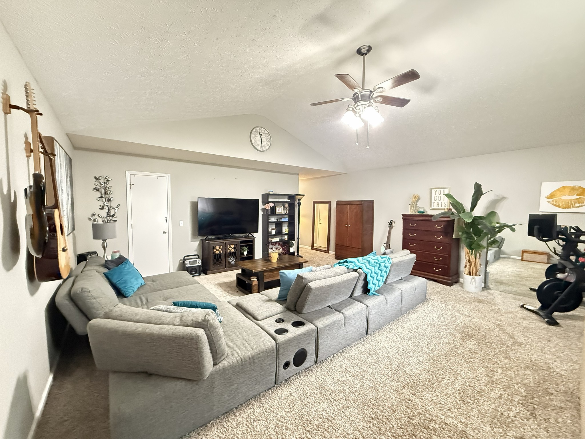 4040 Farmingham Woods Dr Property Photo 31