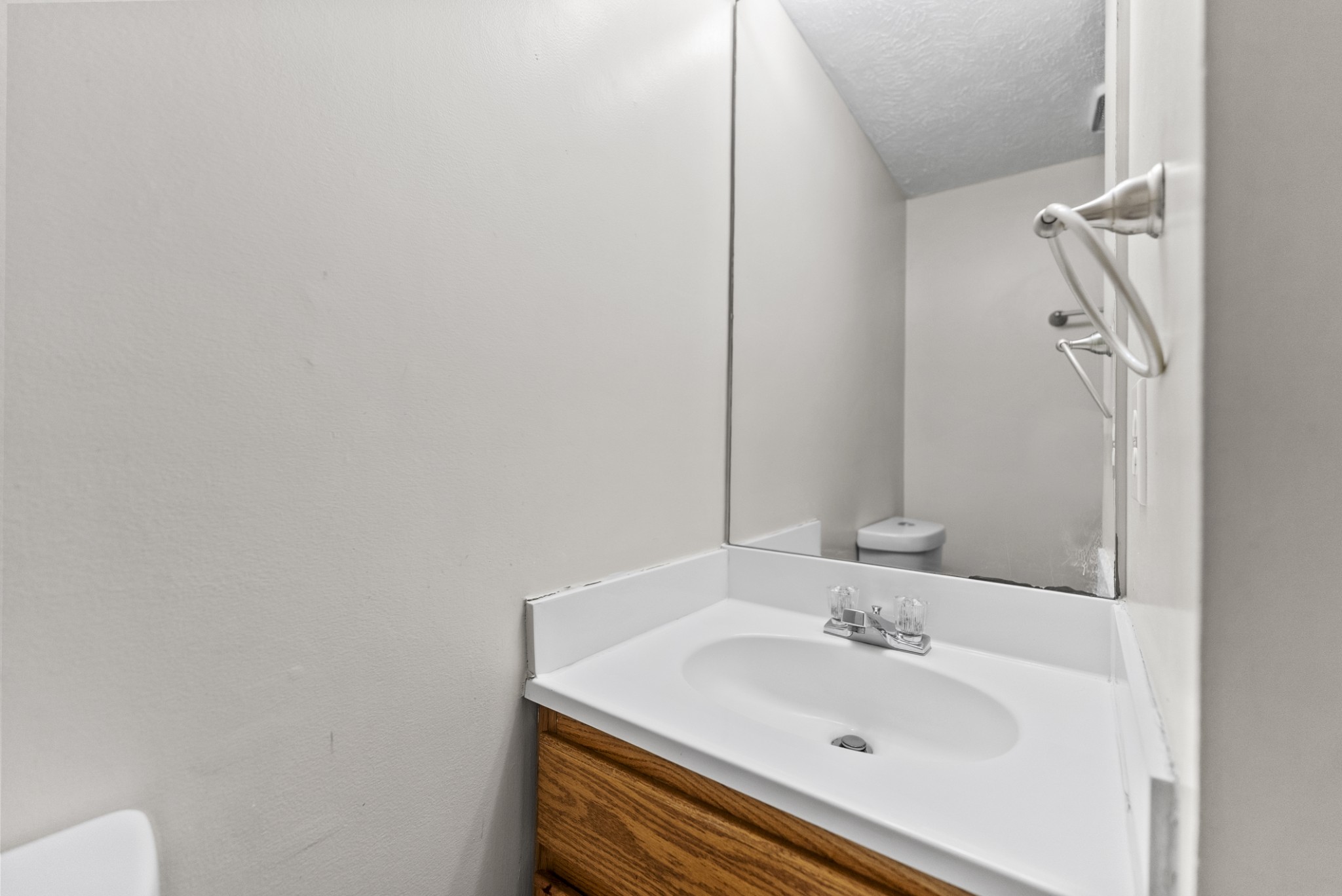 1008 Division St Property Photo 13