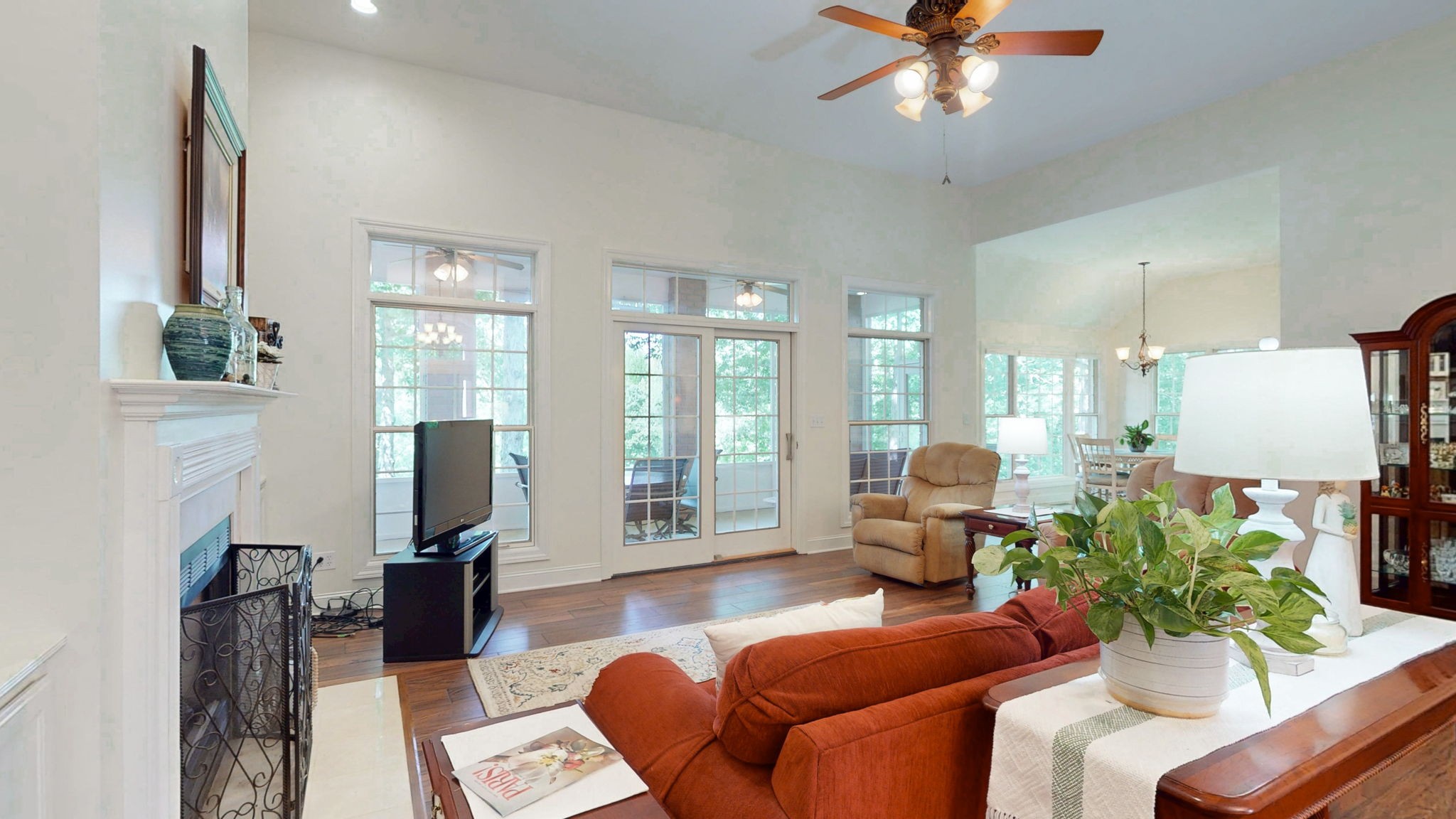 409 Legends Dr Property Photo 3