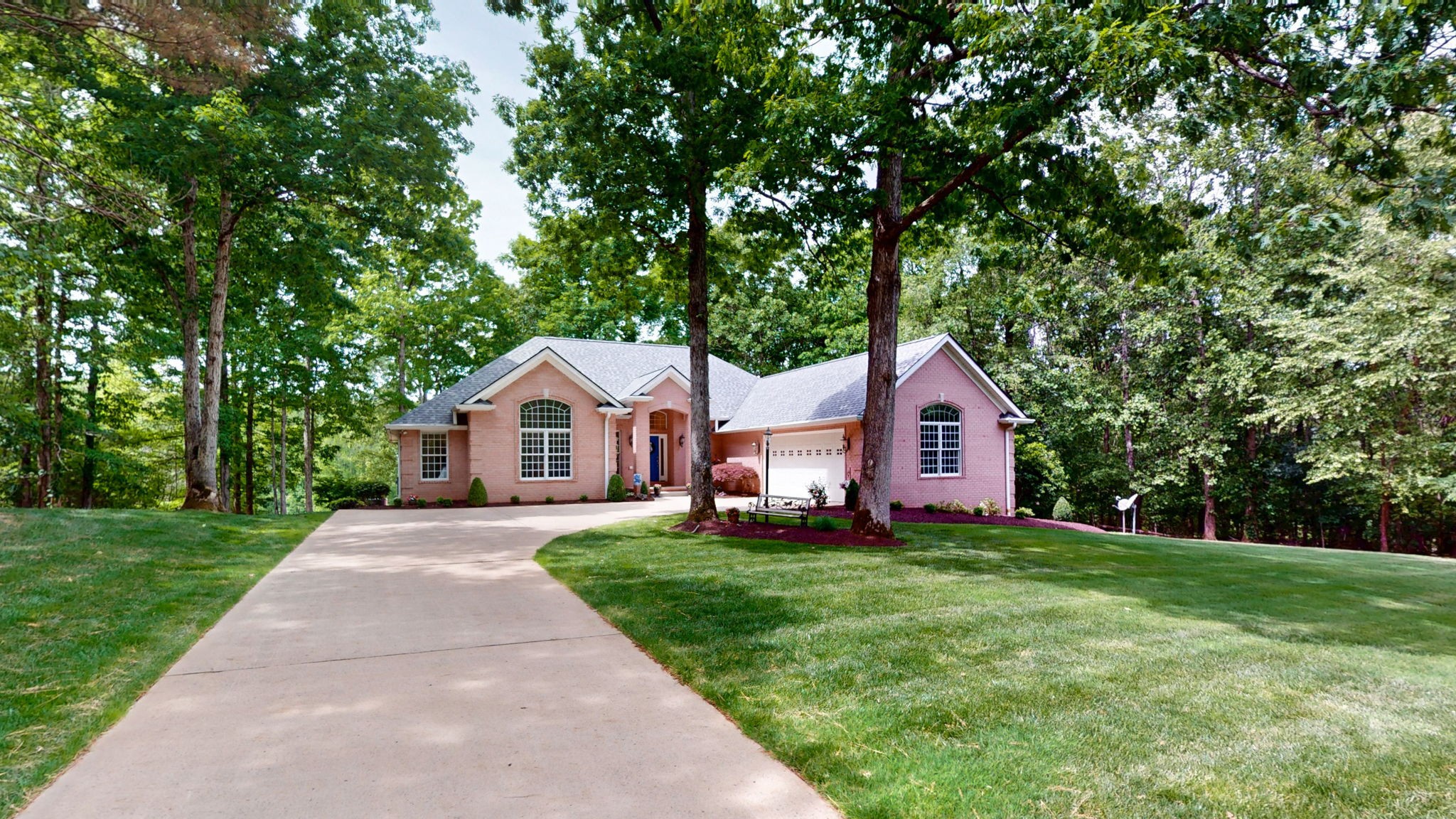 409 Legends Dr Property Photo 39