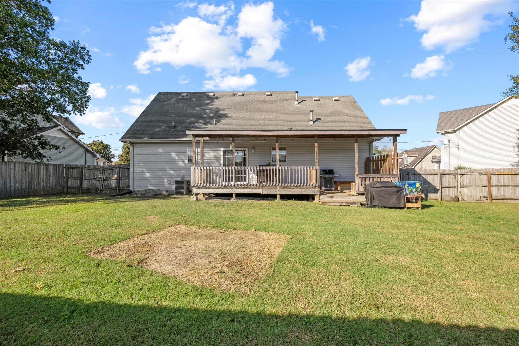 107 Irish Pl Property Photo 24