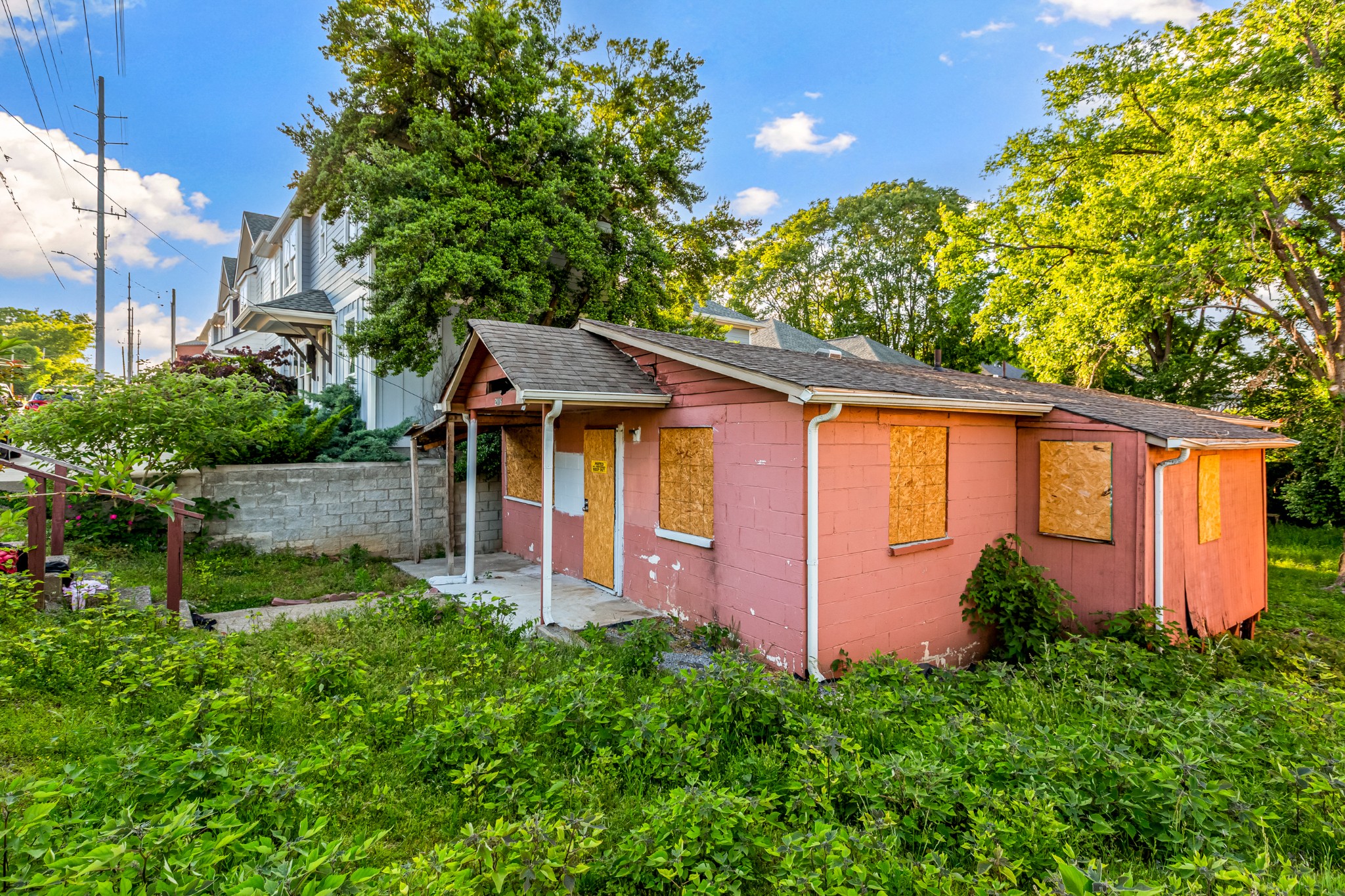 2116 Herman St Property Photo 2