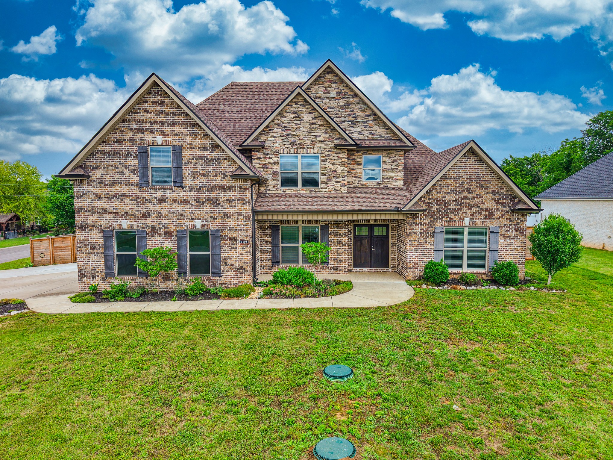 1103 Escalade Ct