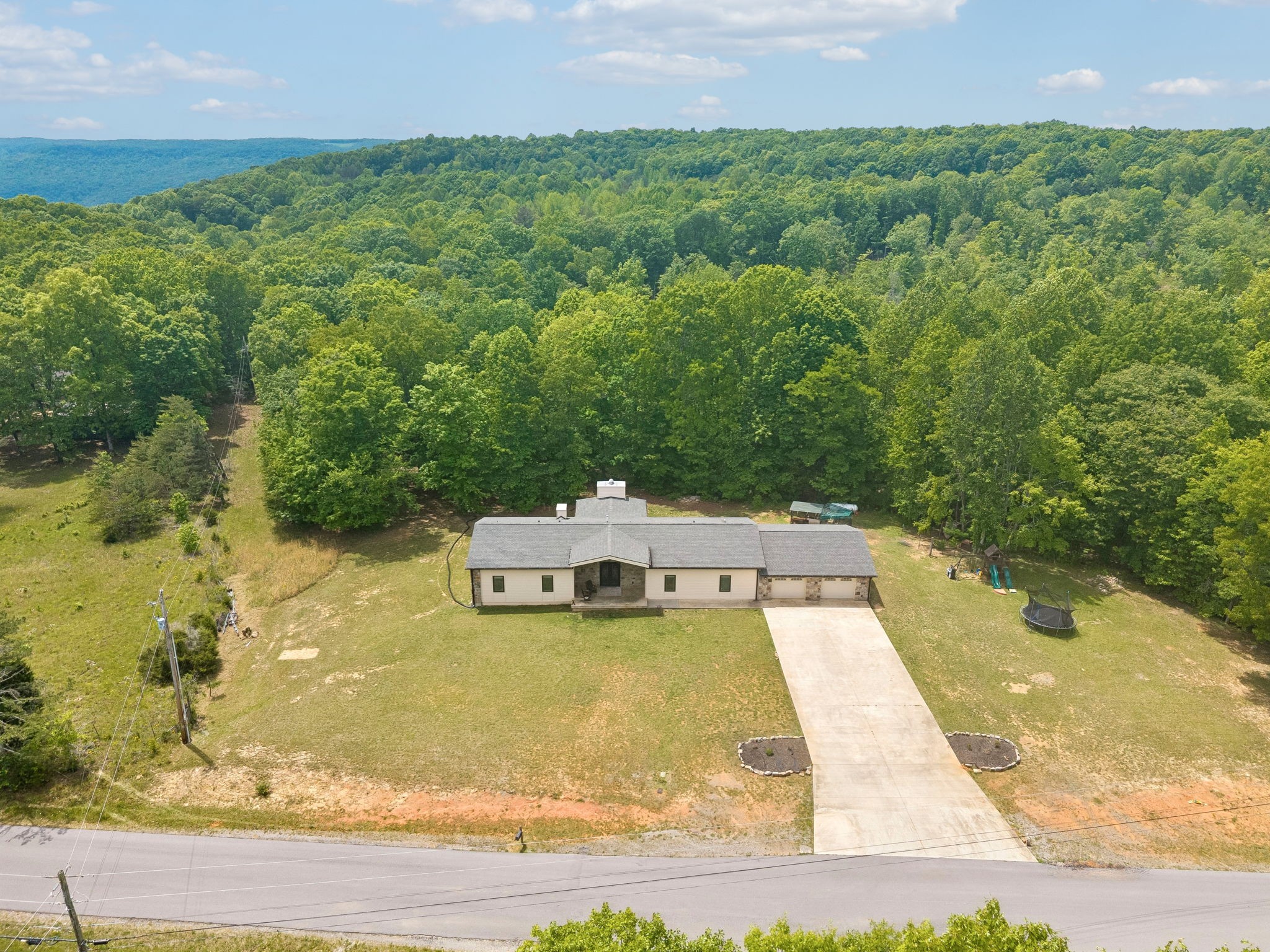 1500 Jackson Point Rd Property Photo 1