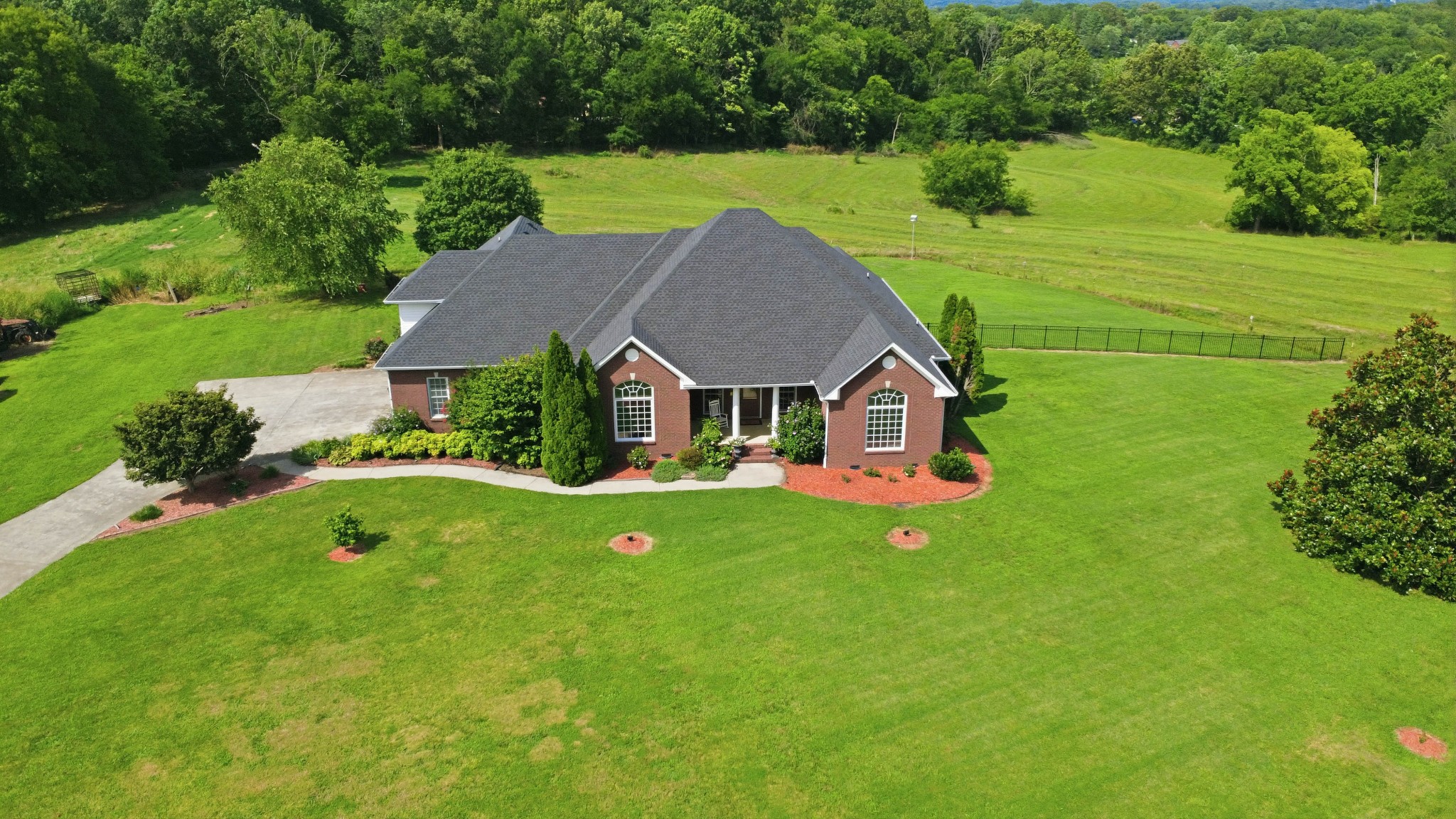 1045 Mcclure Rd Property Photo 5