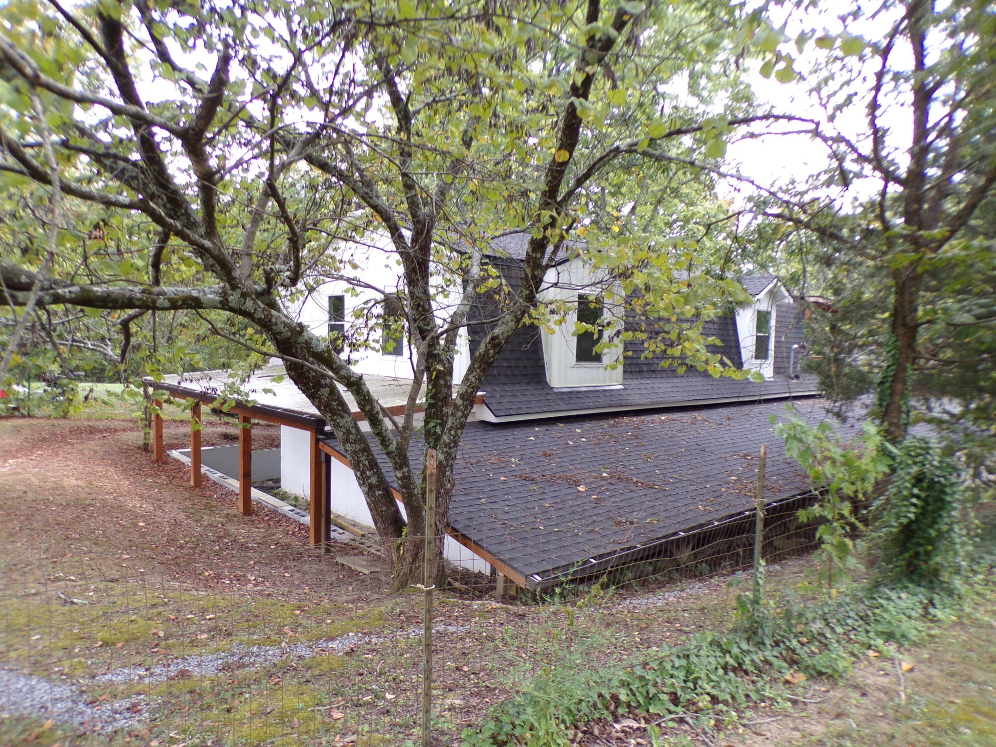 340 Grady Road Property Photo 2