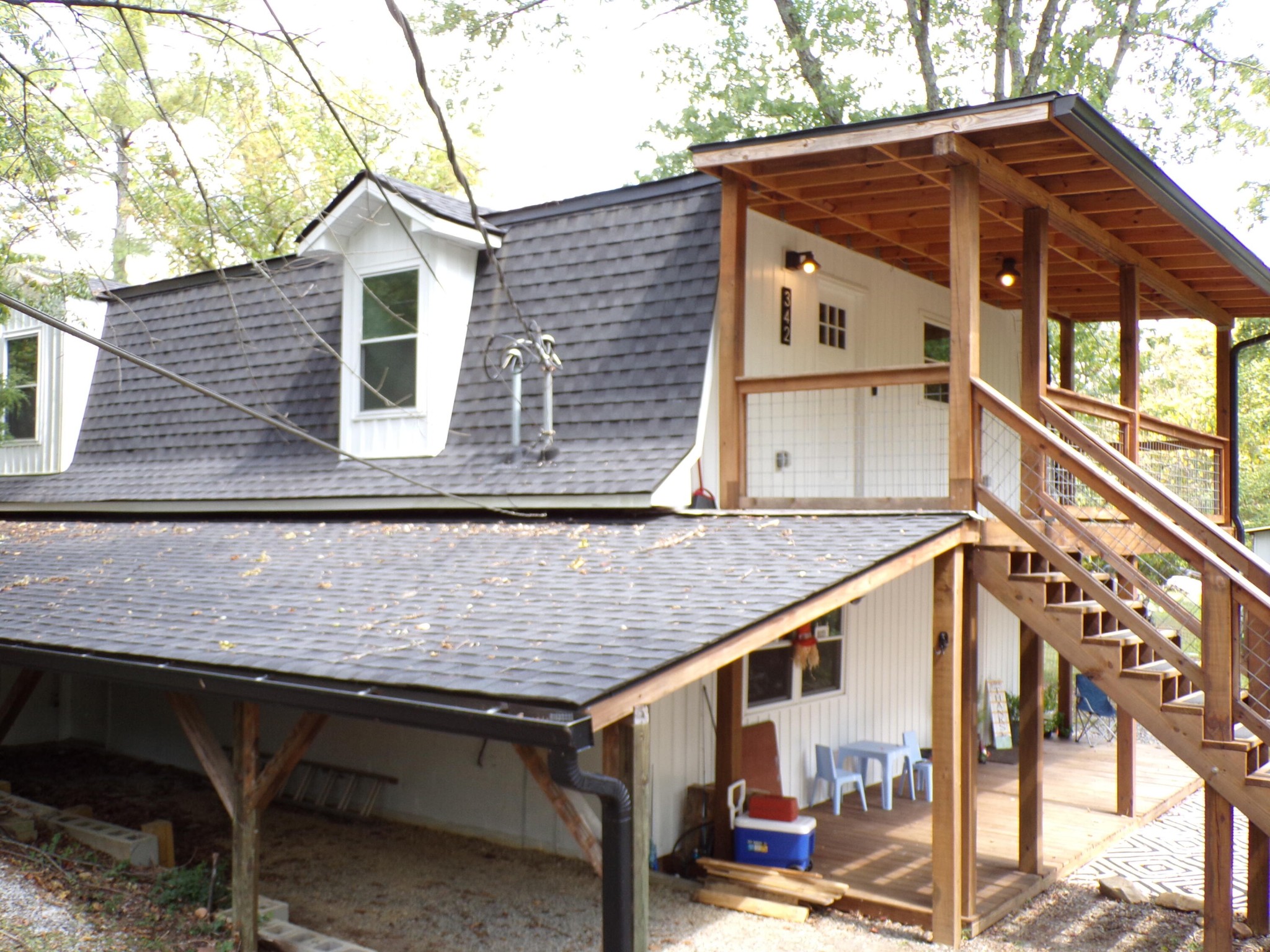 340 Grady Road Property Photo 4