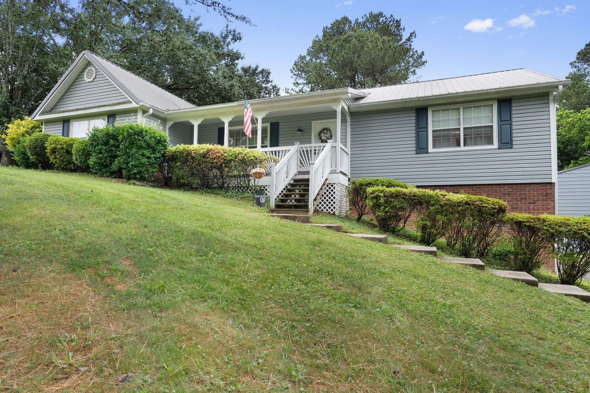 2443 Nw Valley Hills Trail Property Photo 1