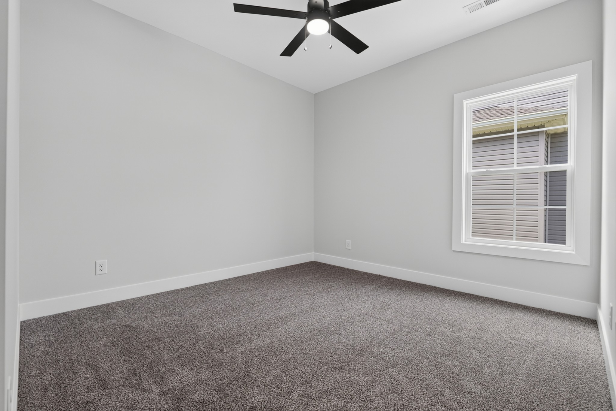 626 Woodrush Dr Property Photo 52