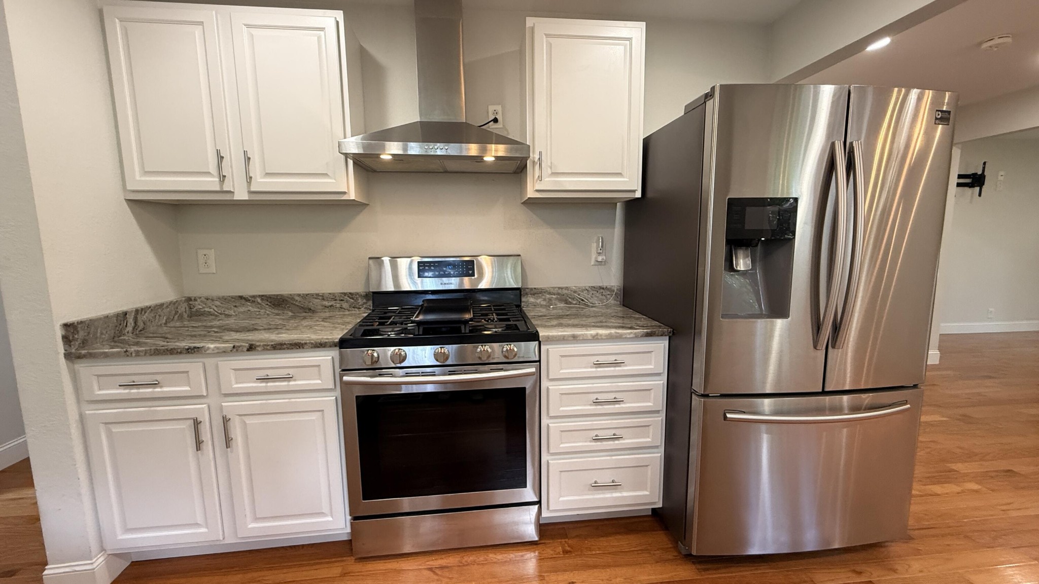 513 Oak Street Property Photo 10