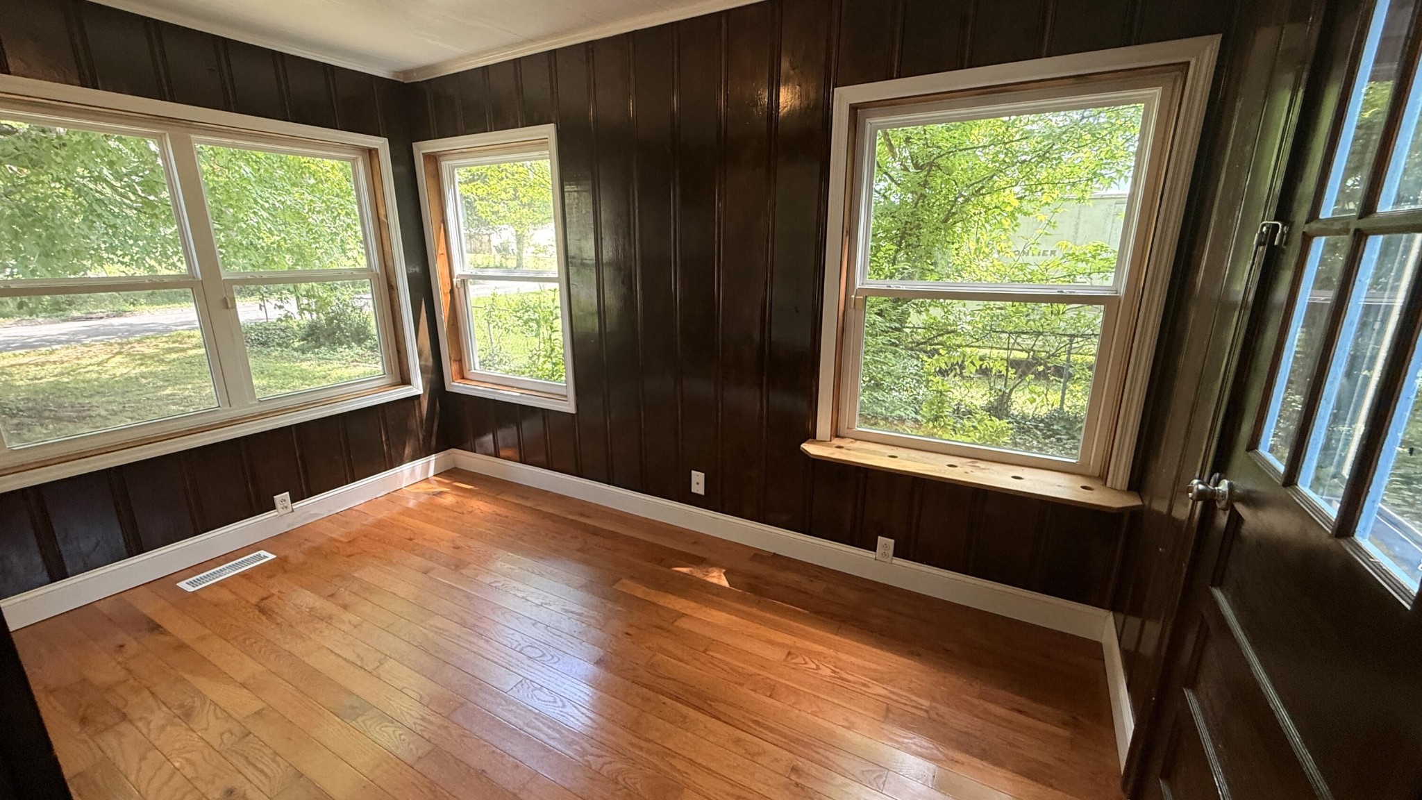 513 Oak Street Property Photo 25
