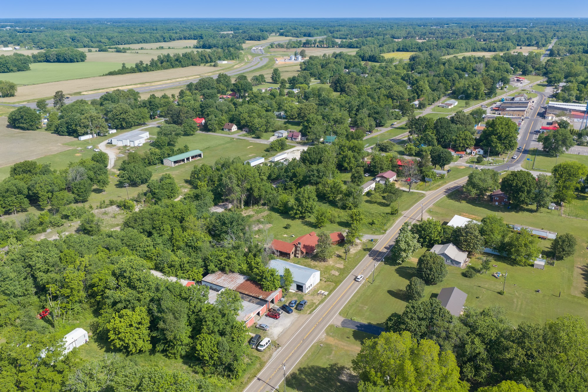 13685 Hwy 641 N Property Photo 7