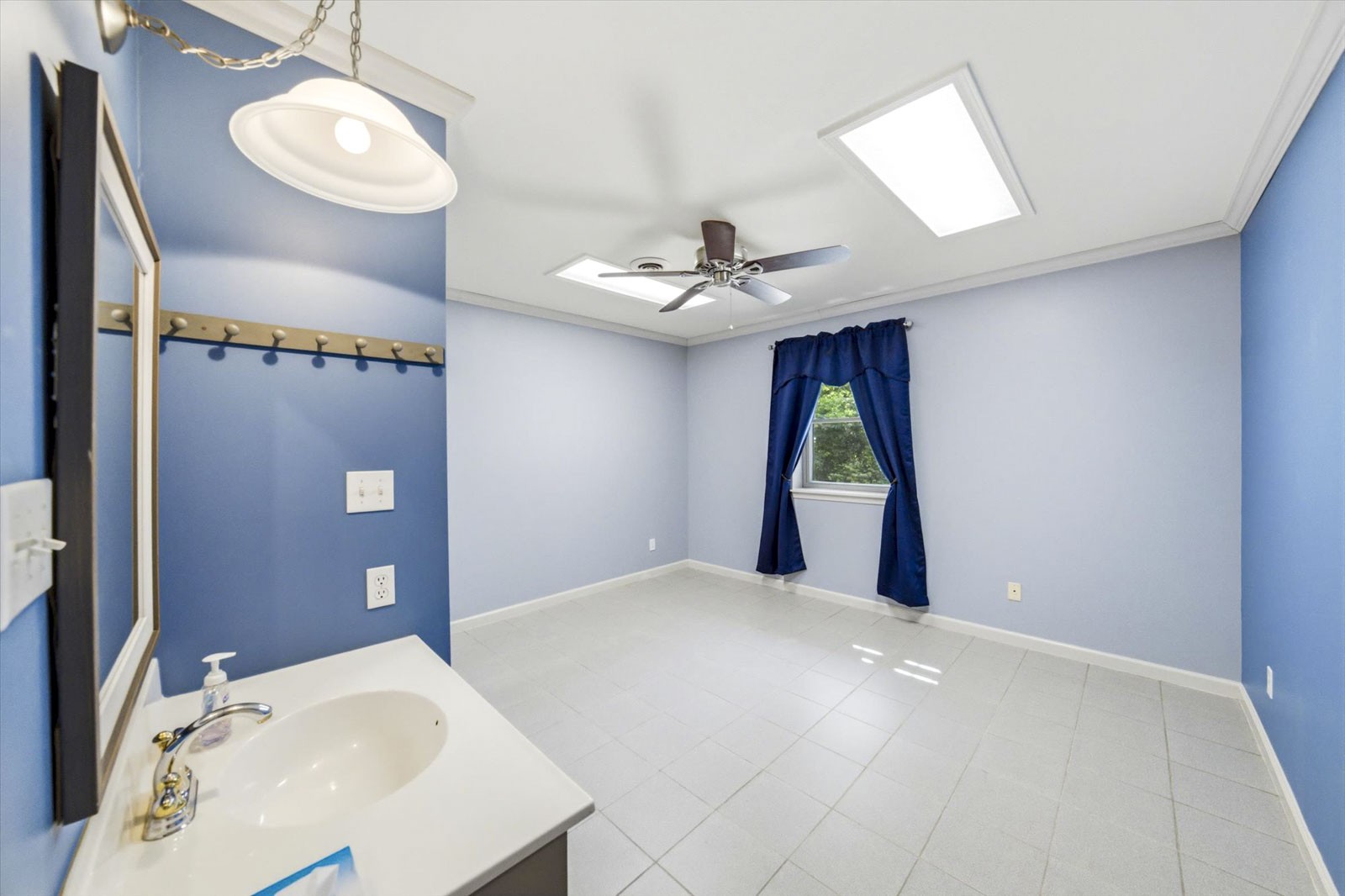 997 Lake Ridge Dr Property Photo 38