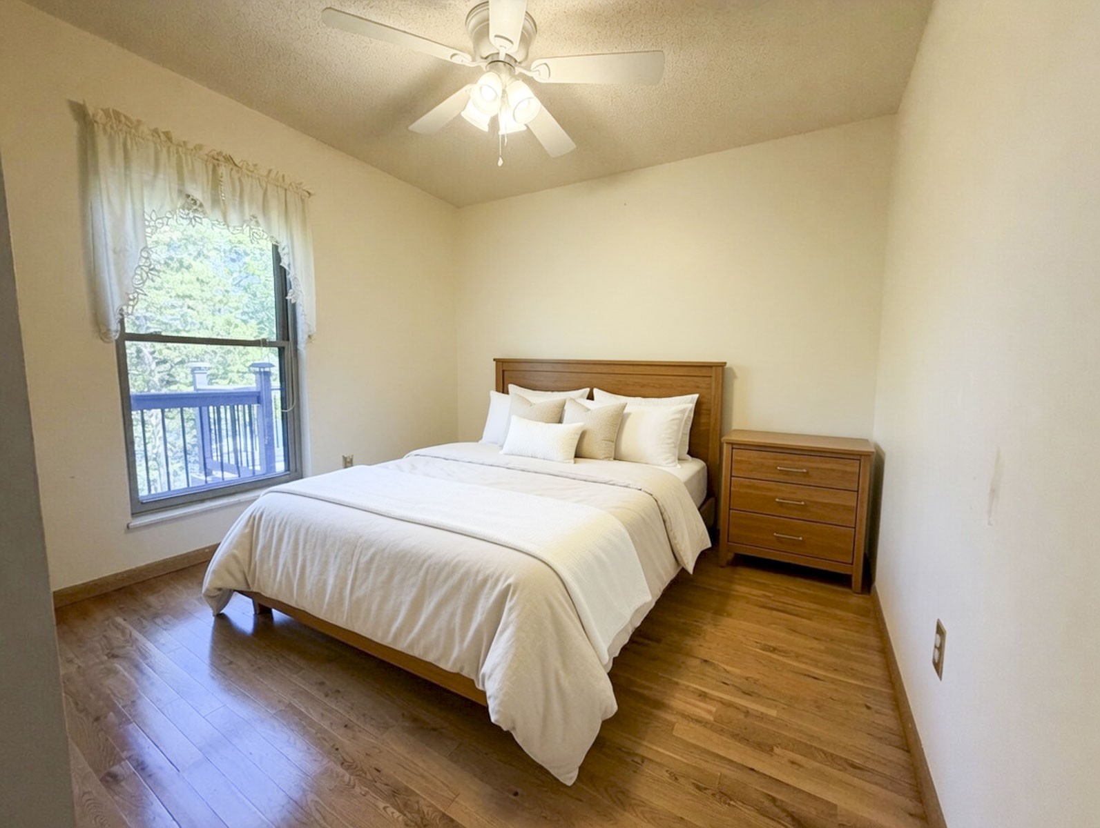 997 Lake Ridge Dr Property Photo 45