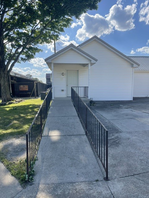 4980 Minnis Rd Property Photo 1