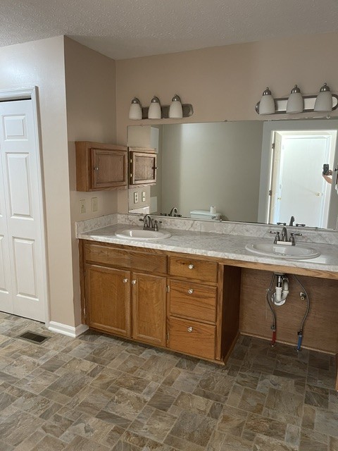 4980 Minnis Rd Property Photo 3