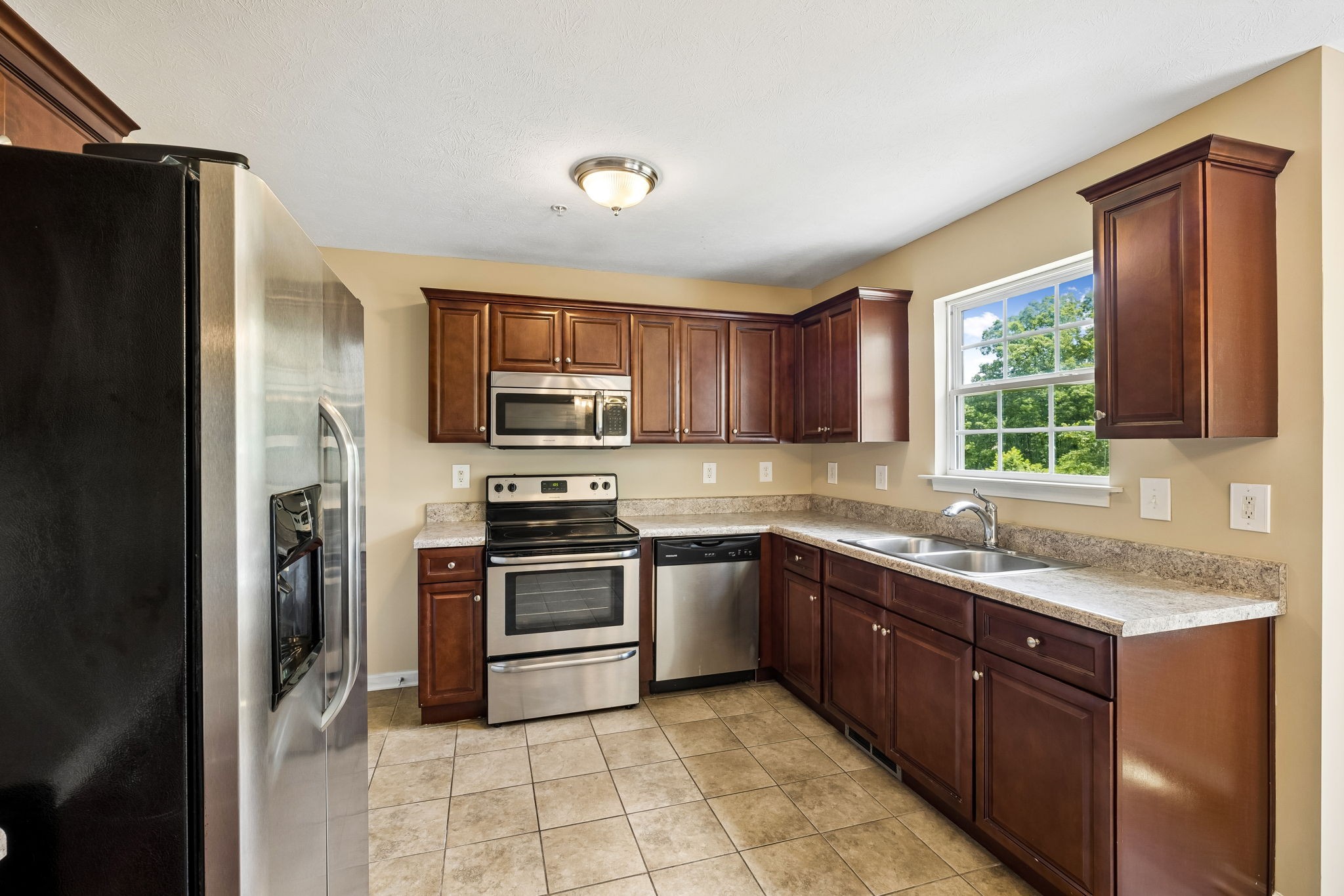 150 Lizzie Rd Property Photo 6