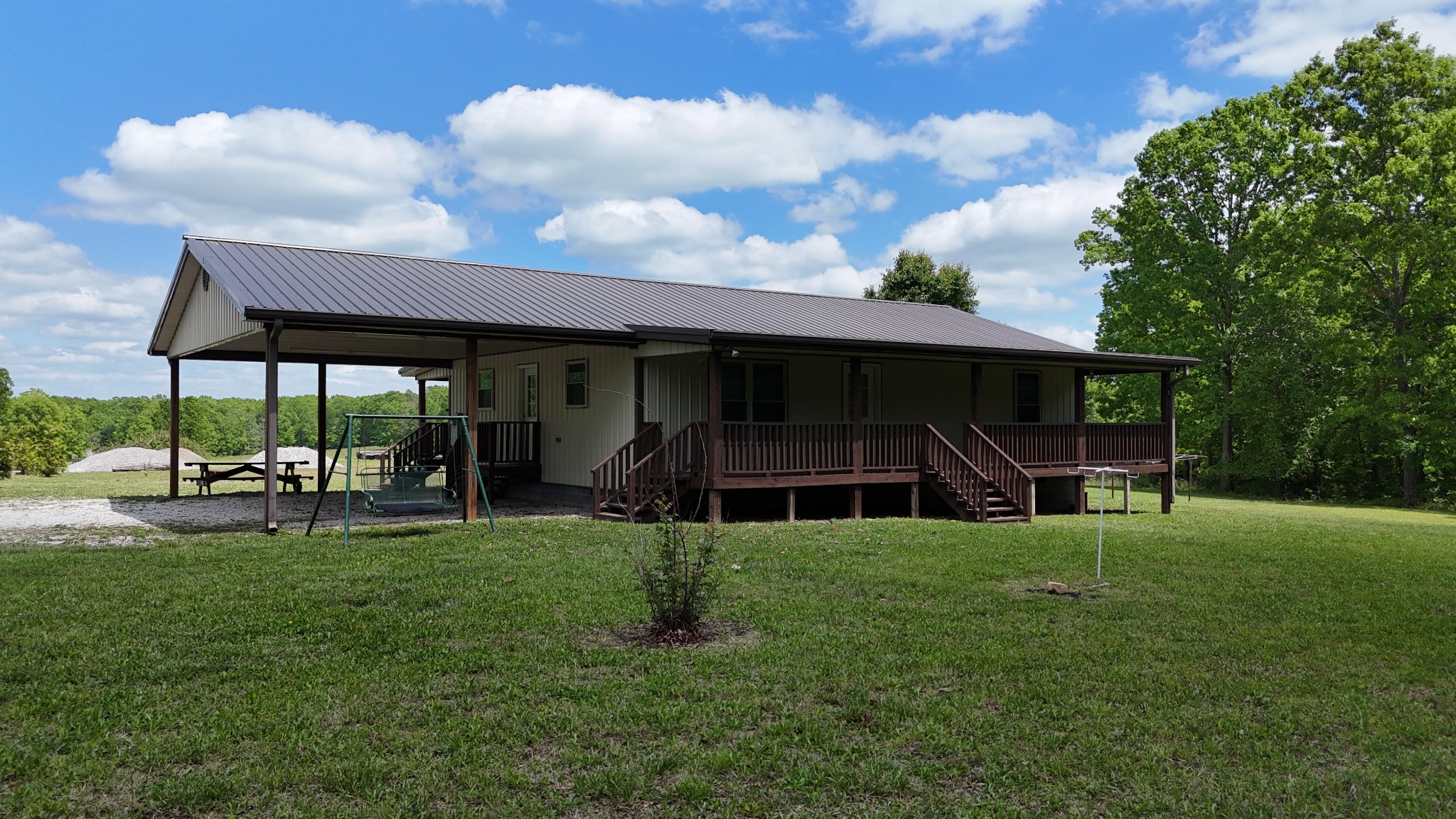 7549 Harrison Ferry Rd Property Photo 1