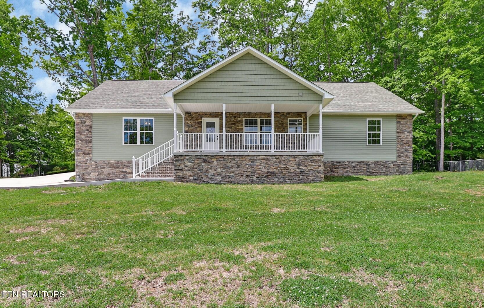 310 Summerwind Drive Property Photo 1