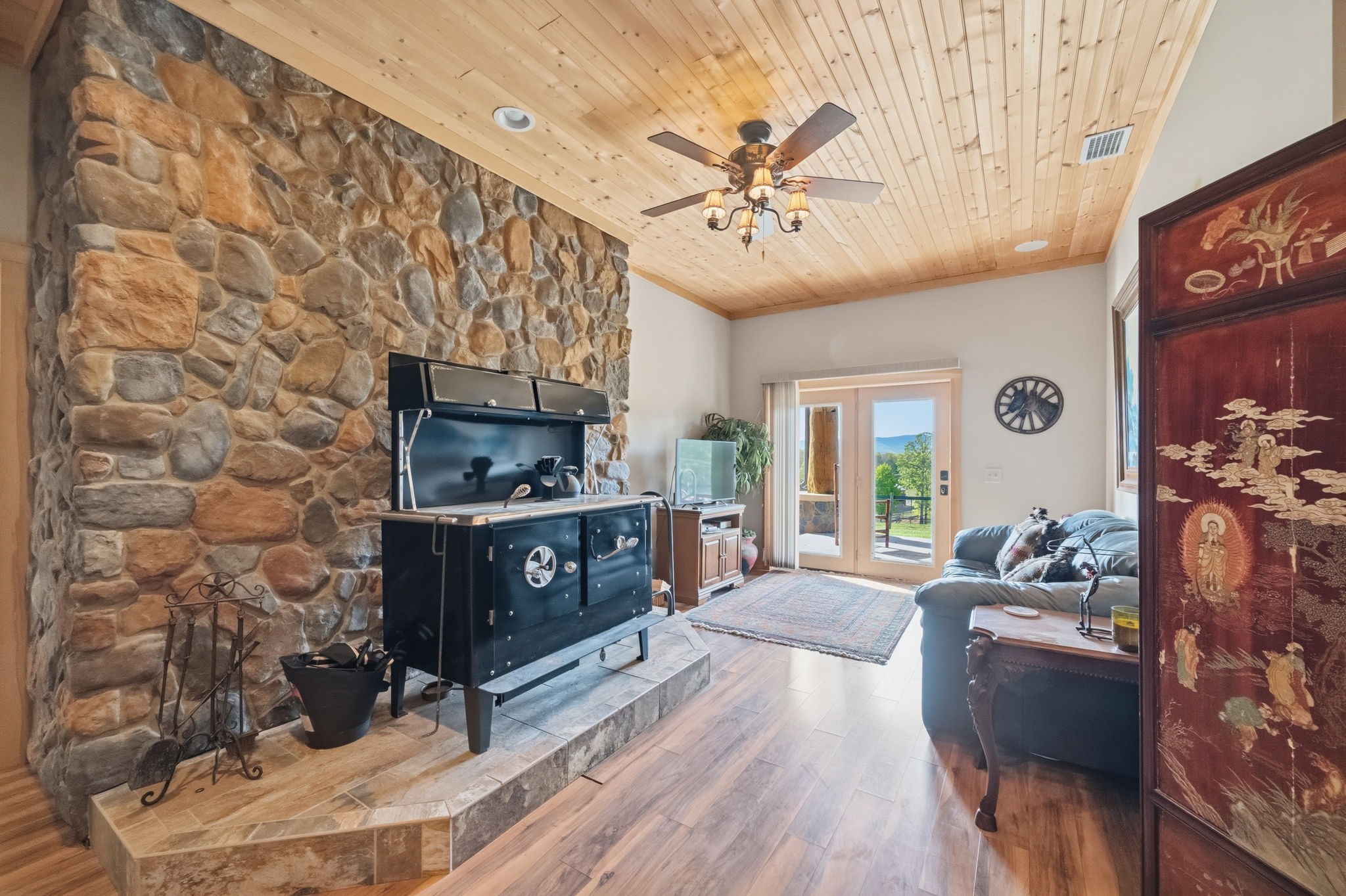 2835 Cross Mountain Rd Property Photo 49