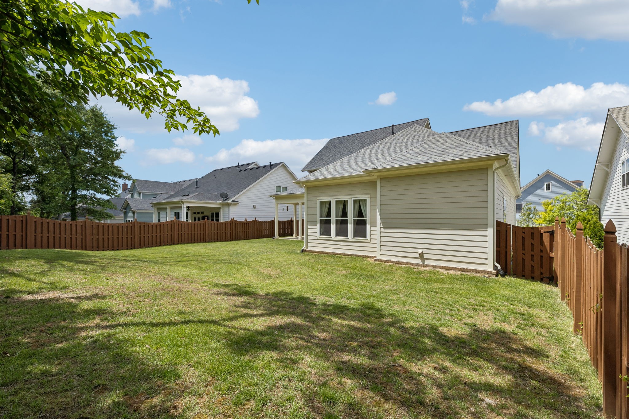 6050 Maysbrook Ln Property Photo 35