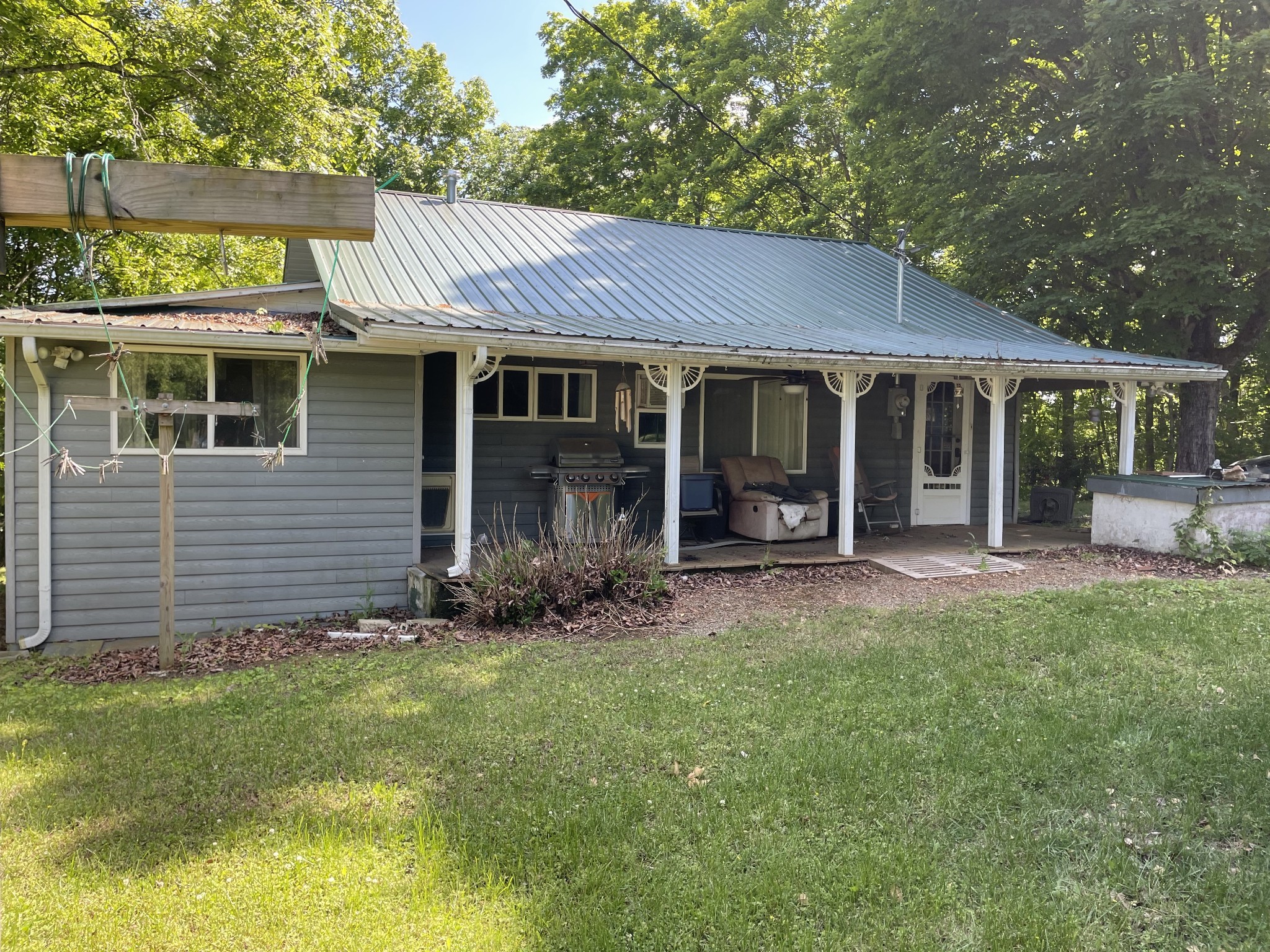 140 Spivey Ln Property Photo 1