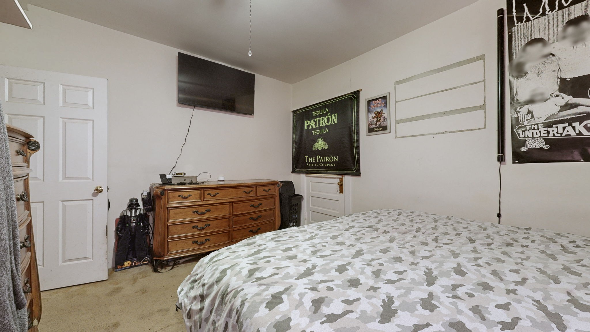 161 E Winchester St Property Photo 13