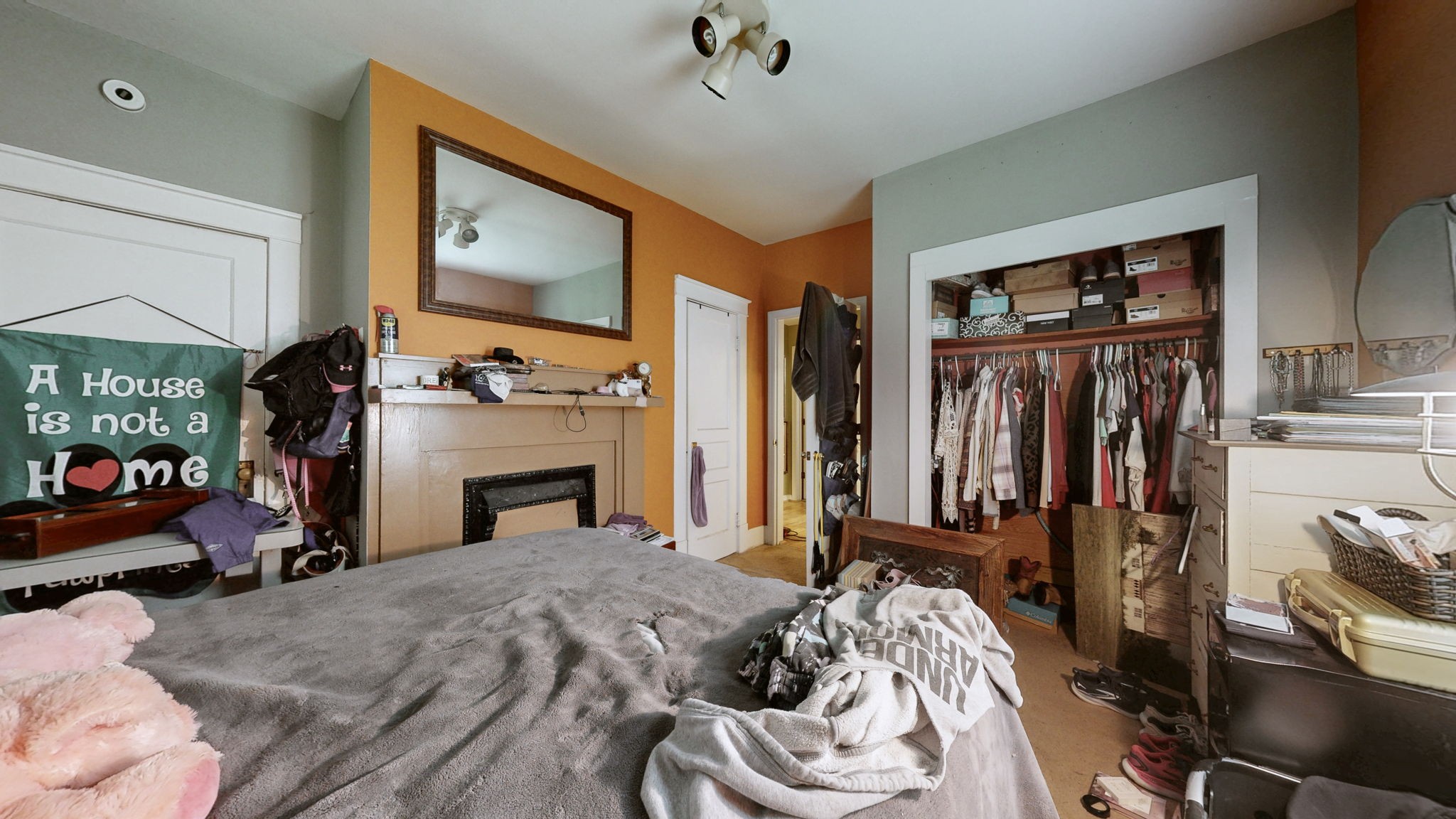 161 E Winchester St Property Photo 17