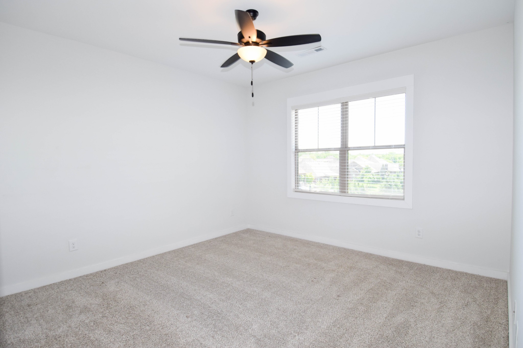 1002 Keeneland Dr Property Photo 81