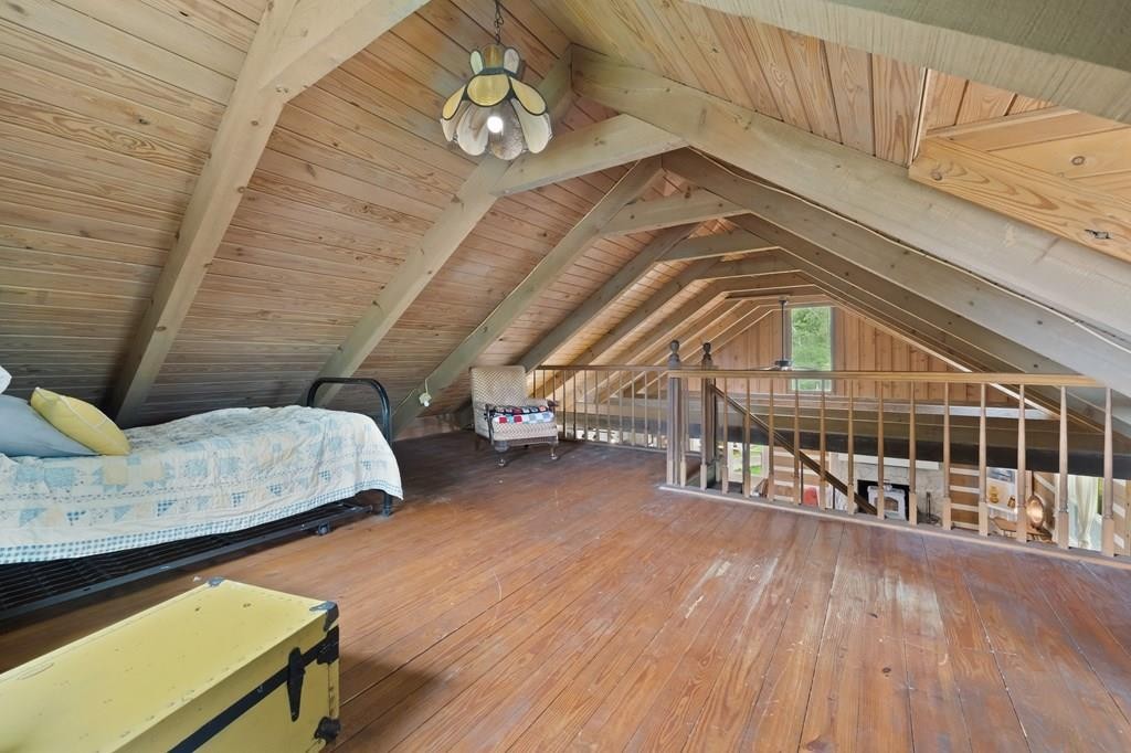 200 Duke Ln Property Photo 15