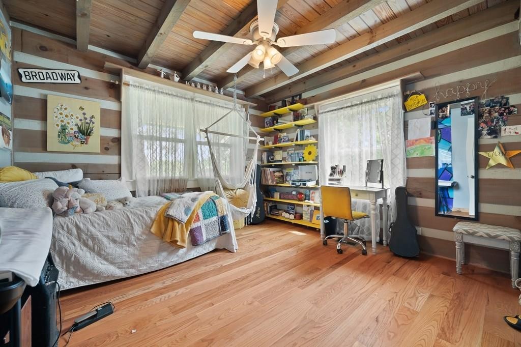 200 Duke Ln Property Photo 16